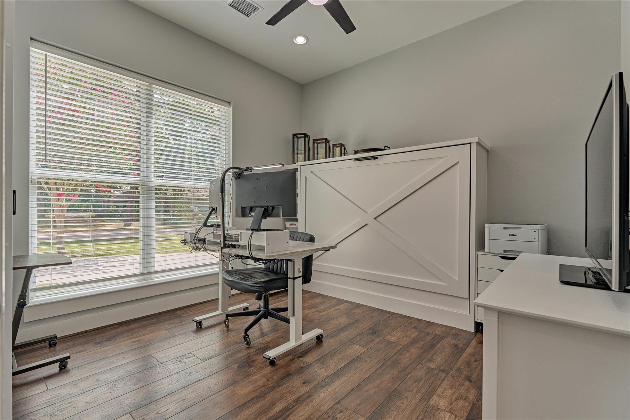 5218 Lazy Lane