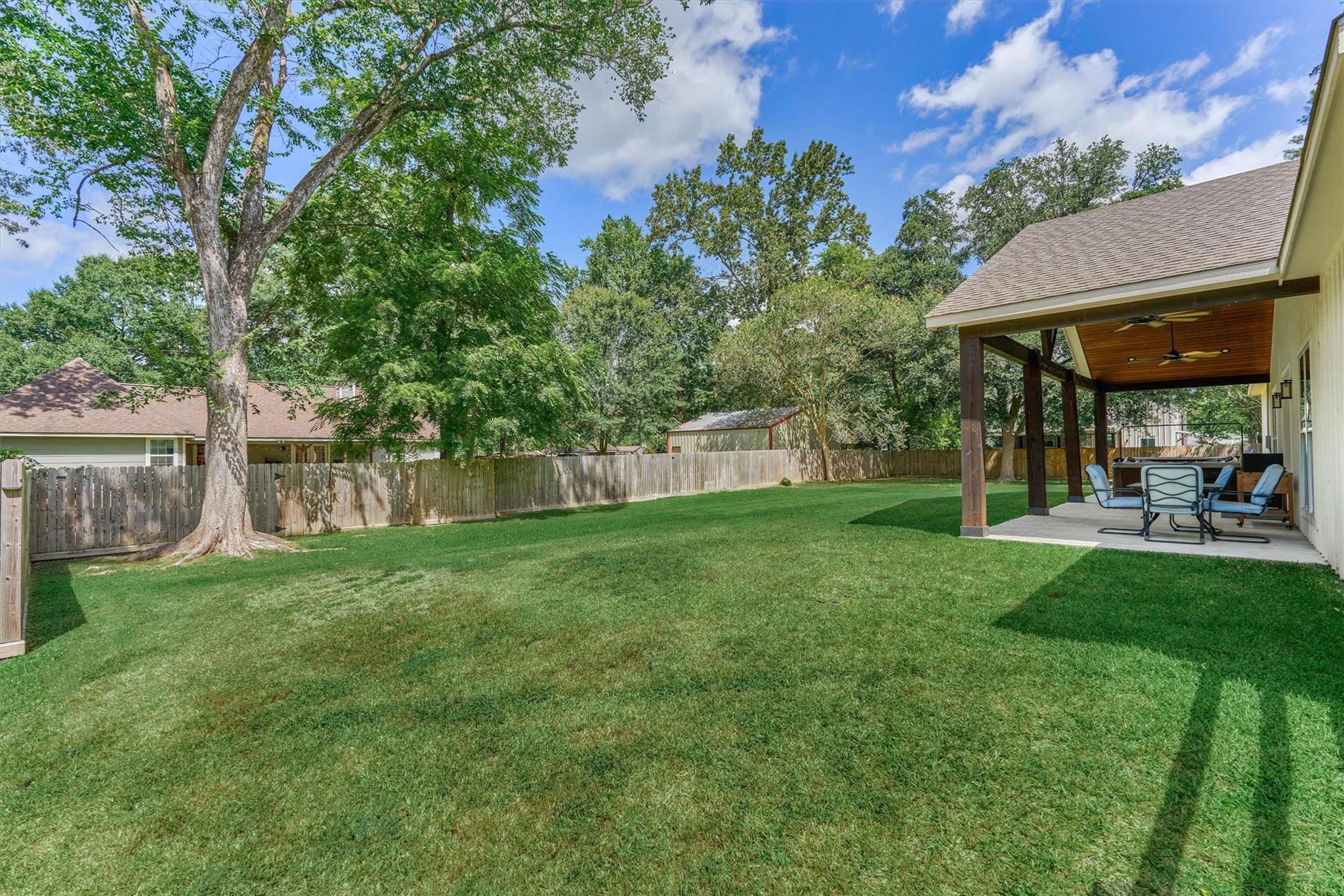 5218 Lazy Lane