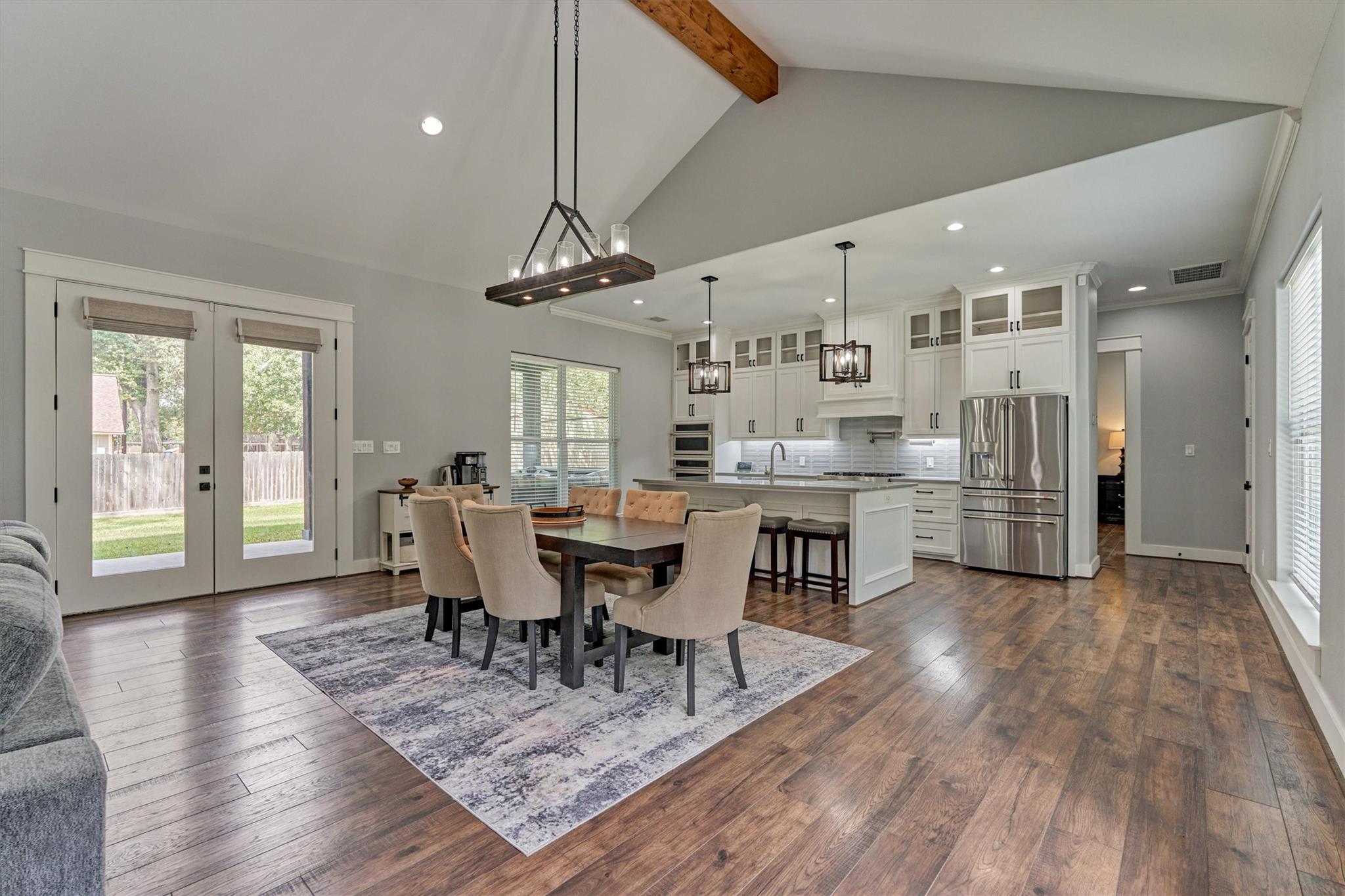 5218 Lazy Lane