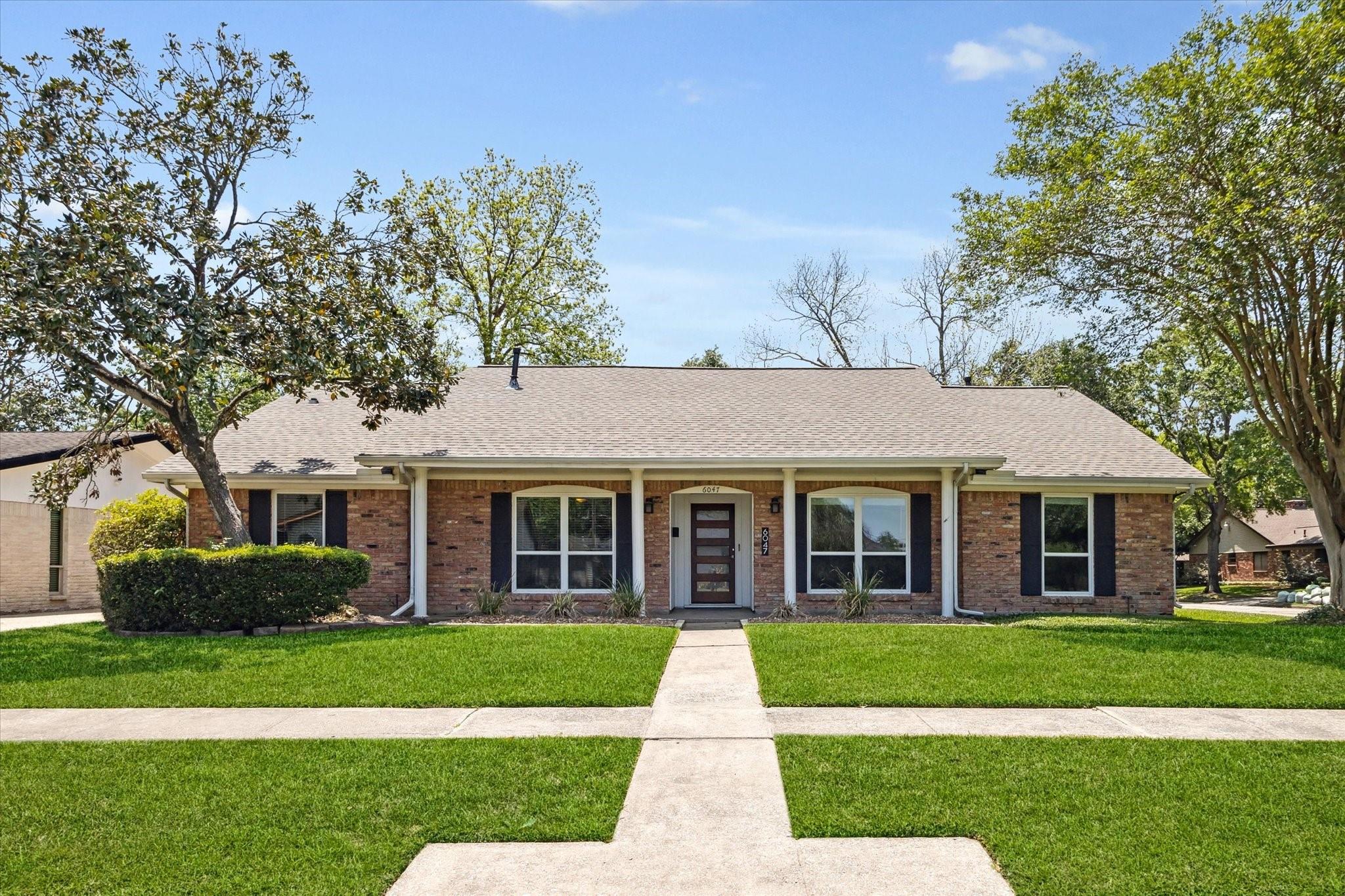 6047 Dumfries Drive