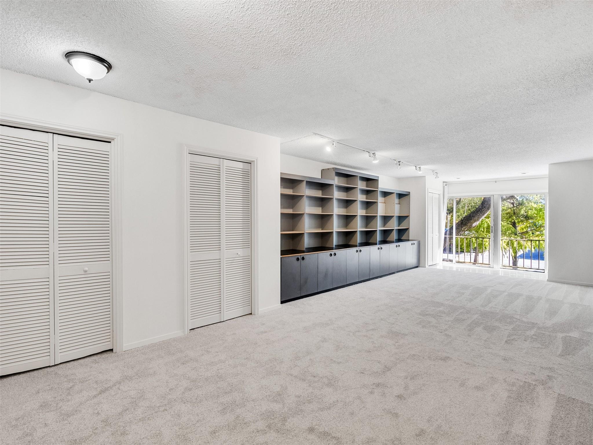 5050 Ambassador Way # 218