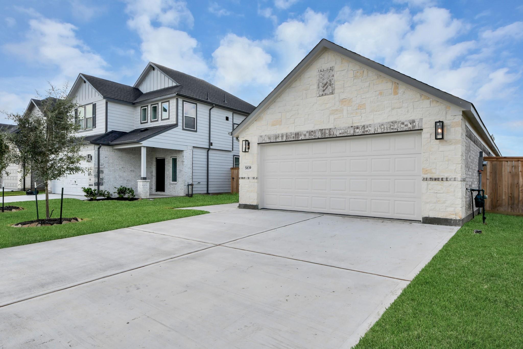 5819 Madison Trail Drive