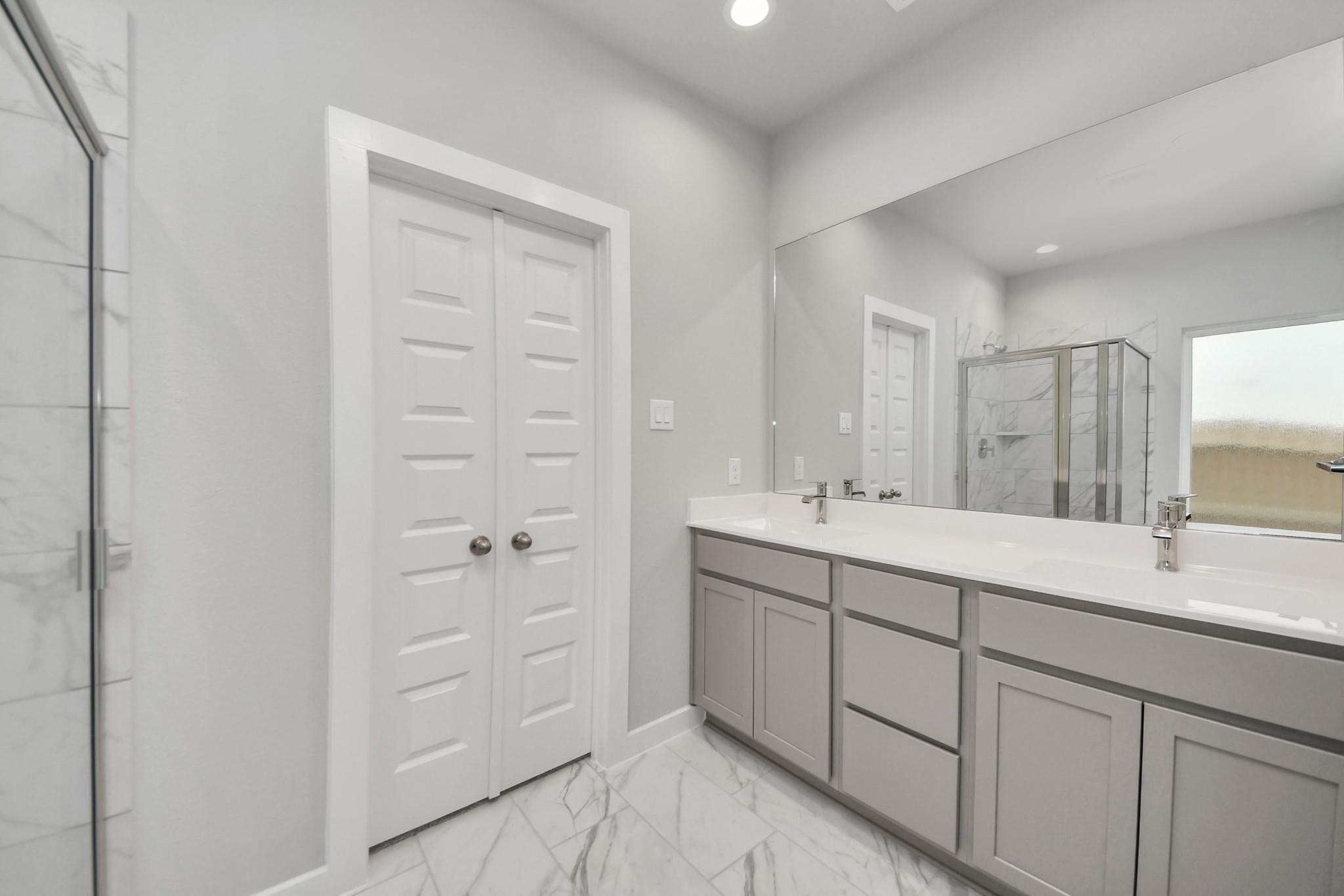 352 Ice Shore Trail