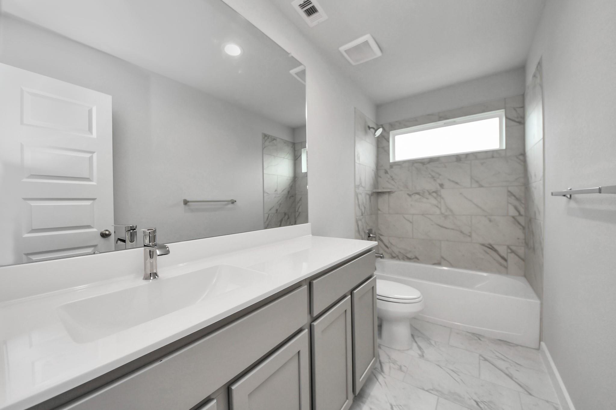 352 Ice Shore Trail