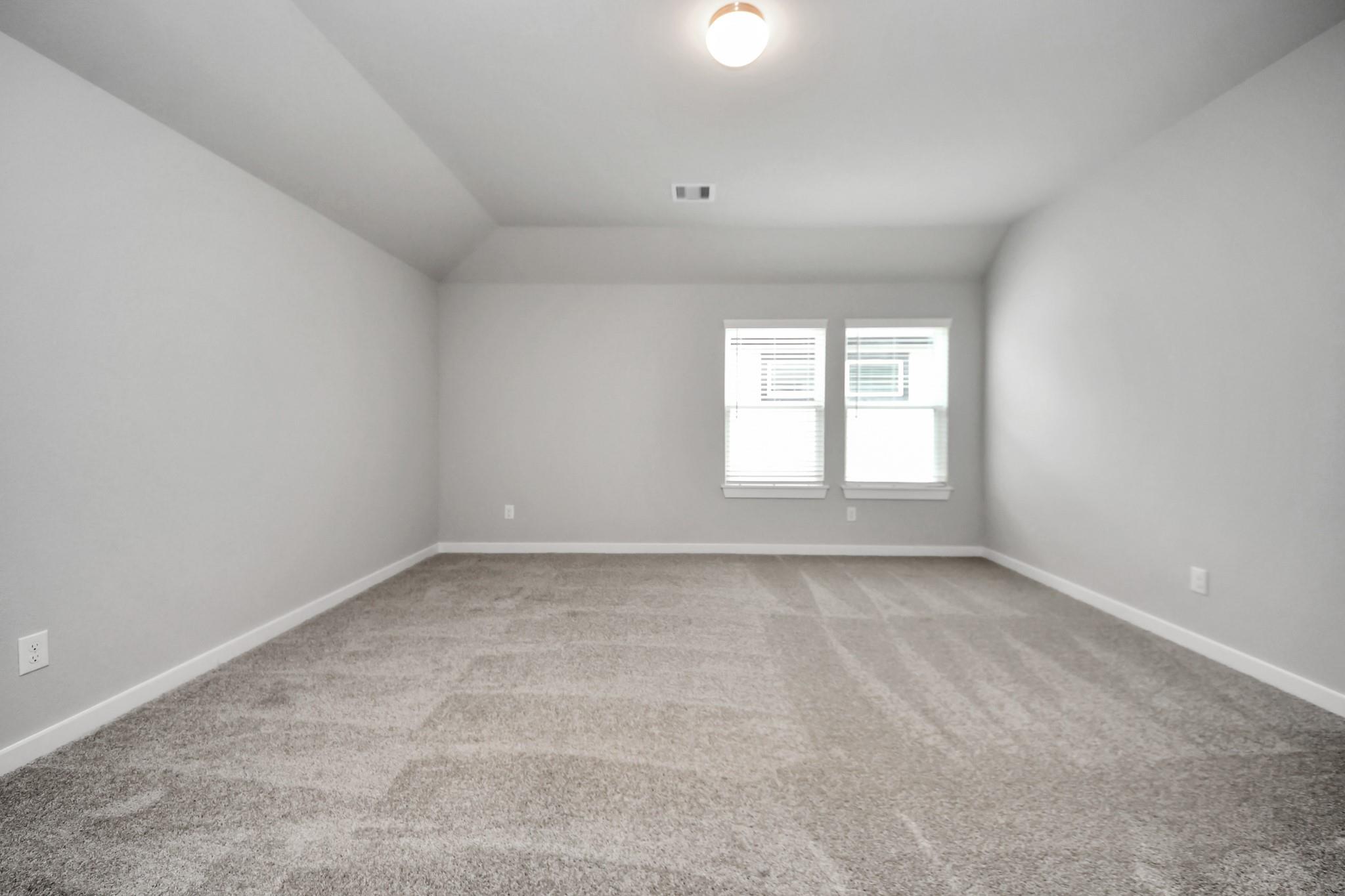 352 Ice Shore Trail