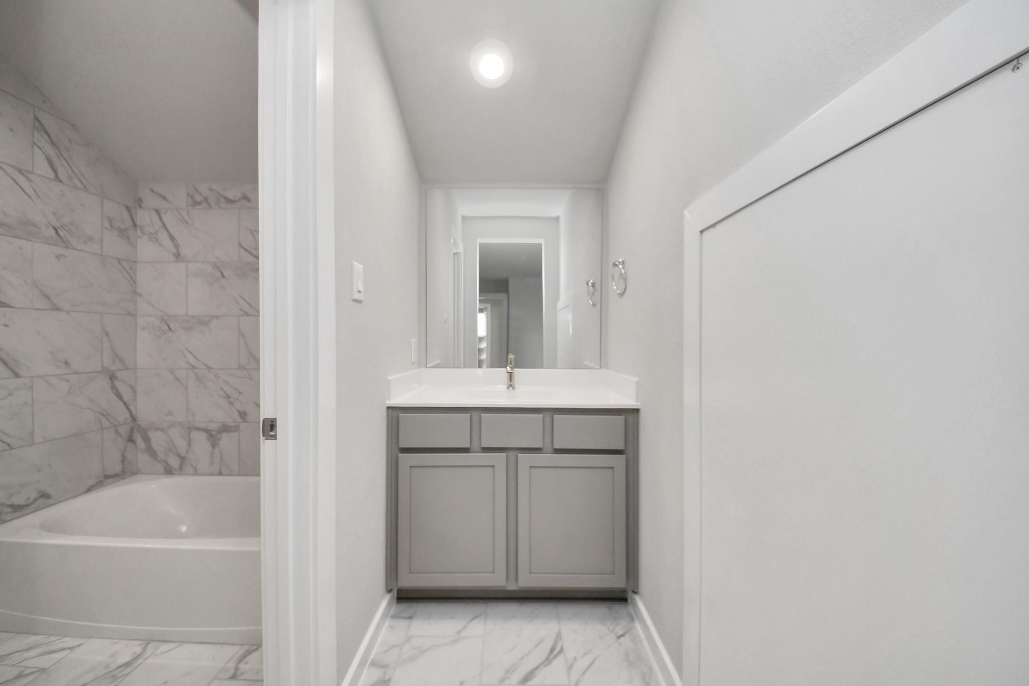 352 Ice Shore Trail