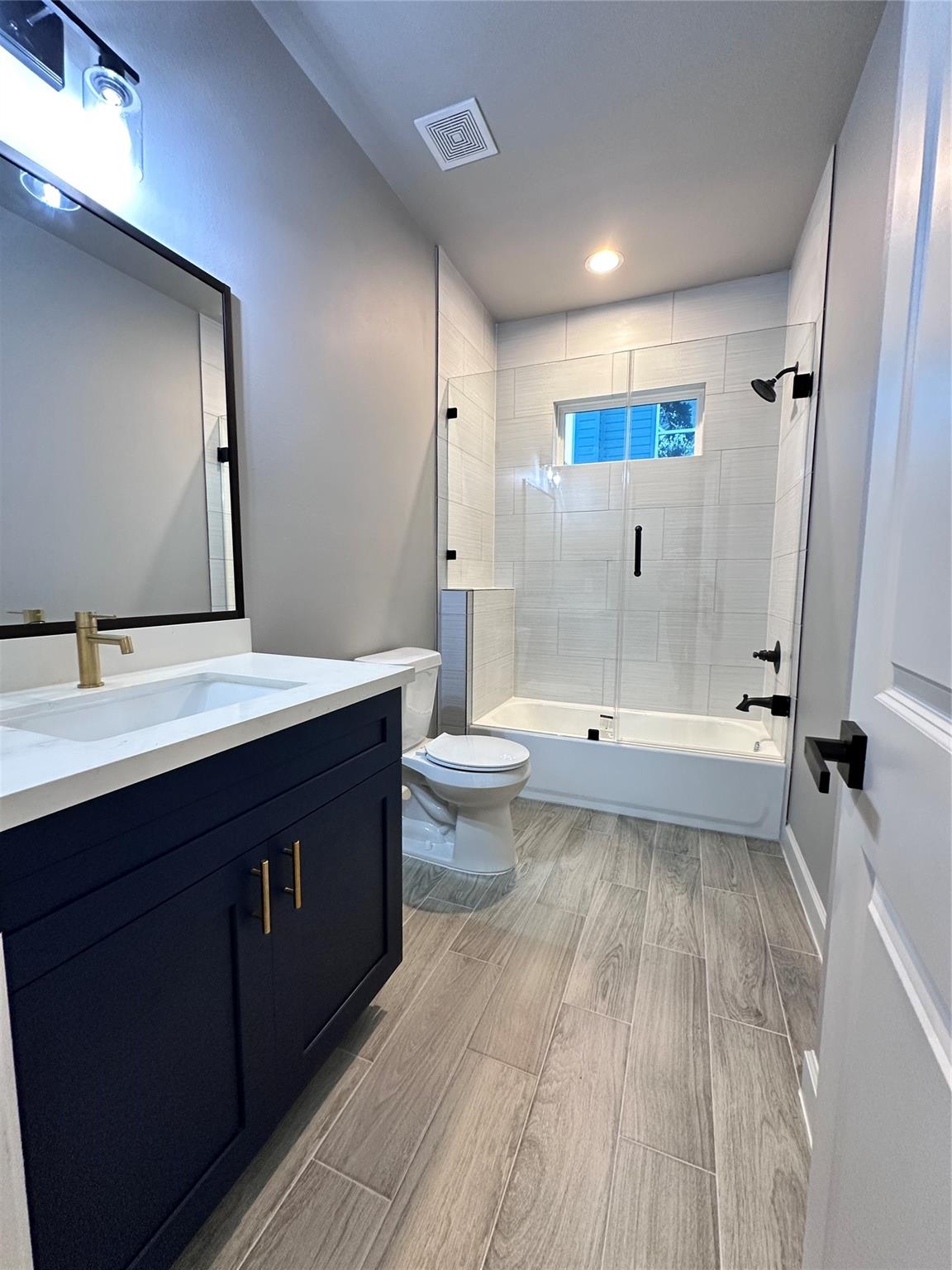 1050 Marjorie Street