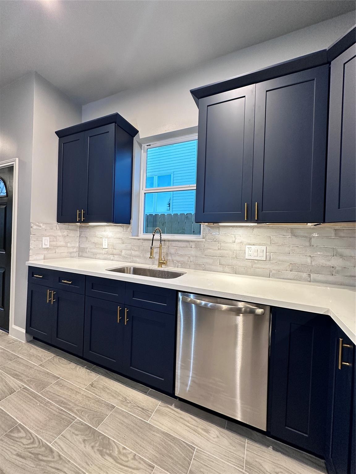 1050 Marjorie Street