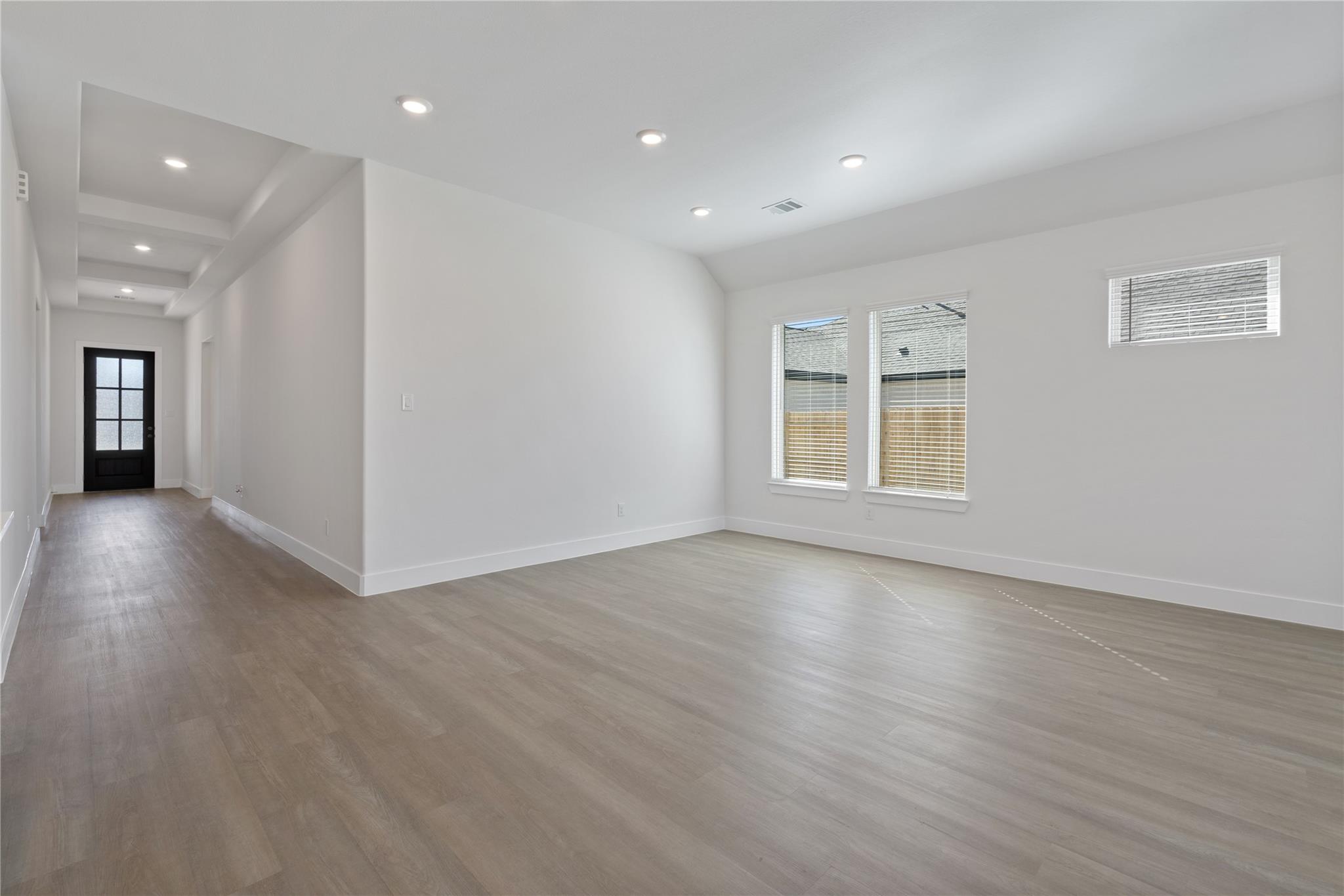 1524 Apache Heights Drive