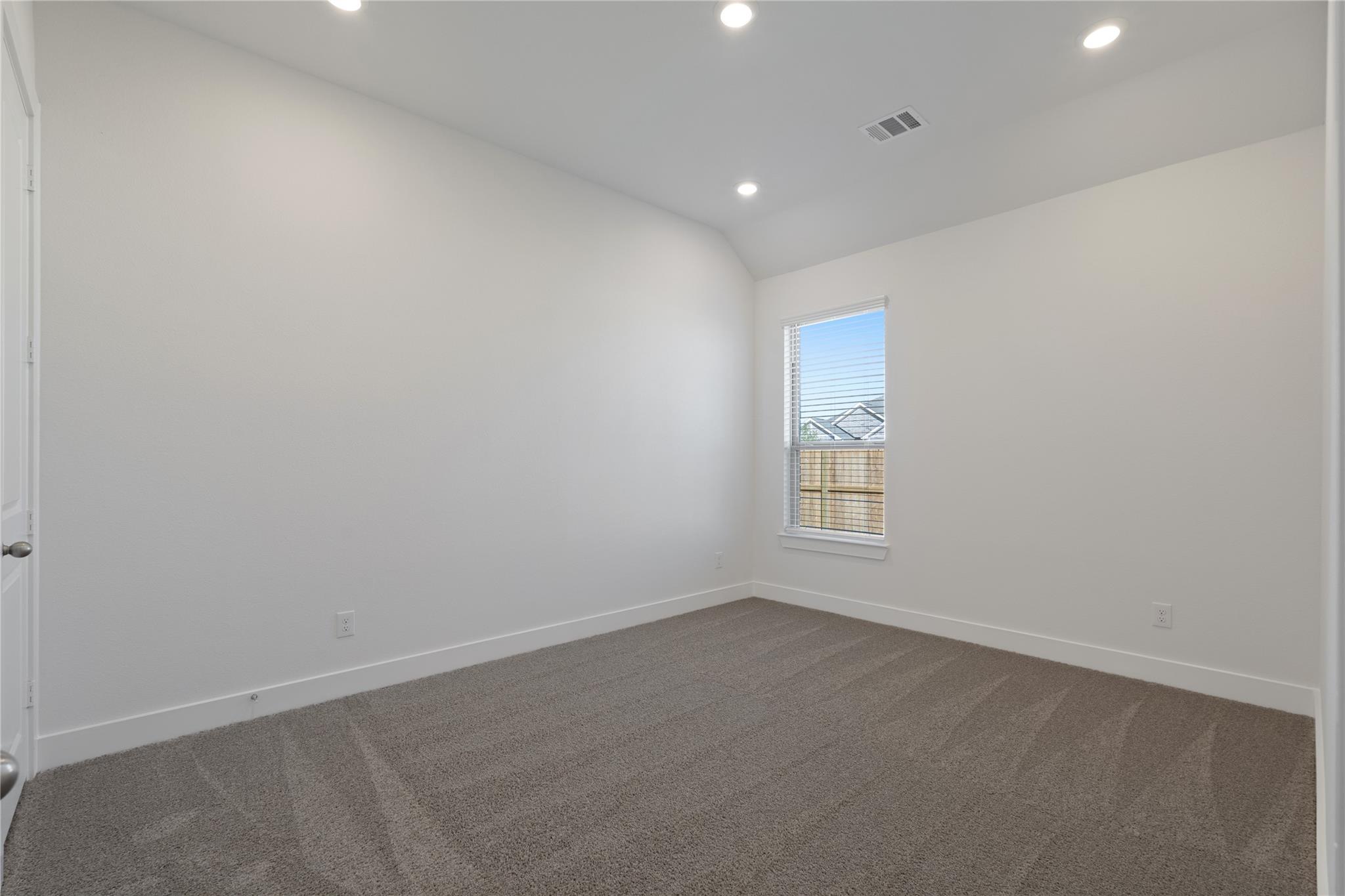 1524 Apache Heights Drive