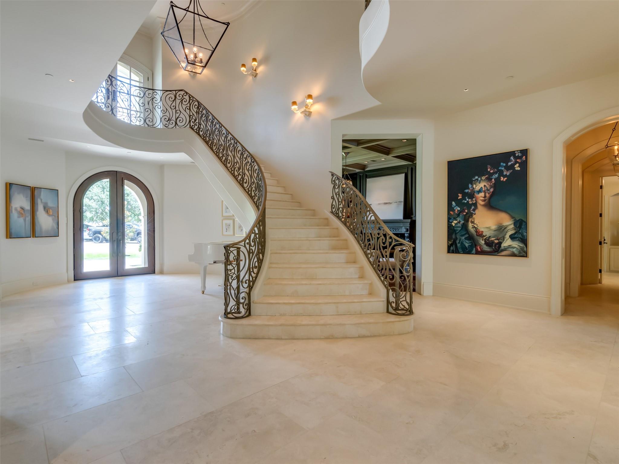 11527 Green Oaks Drive