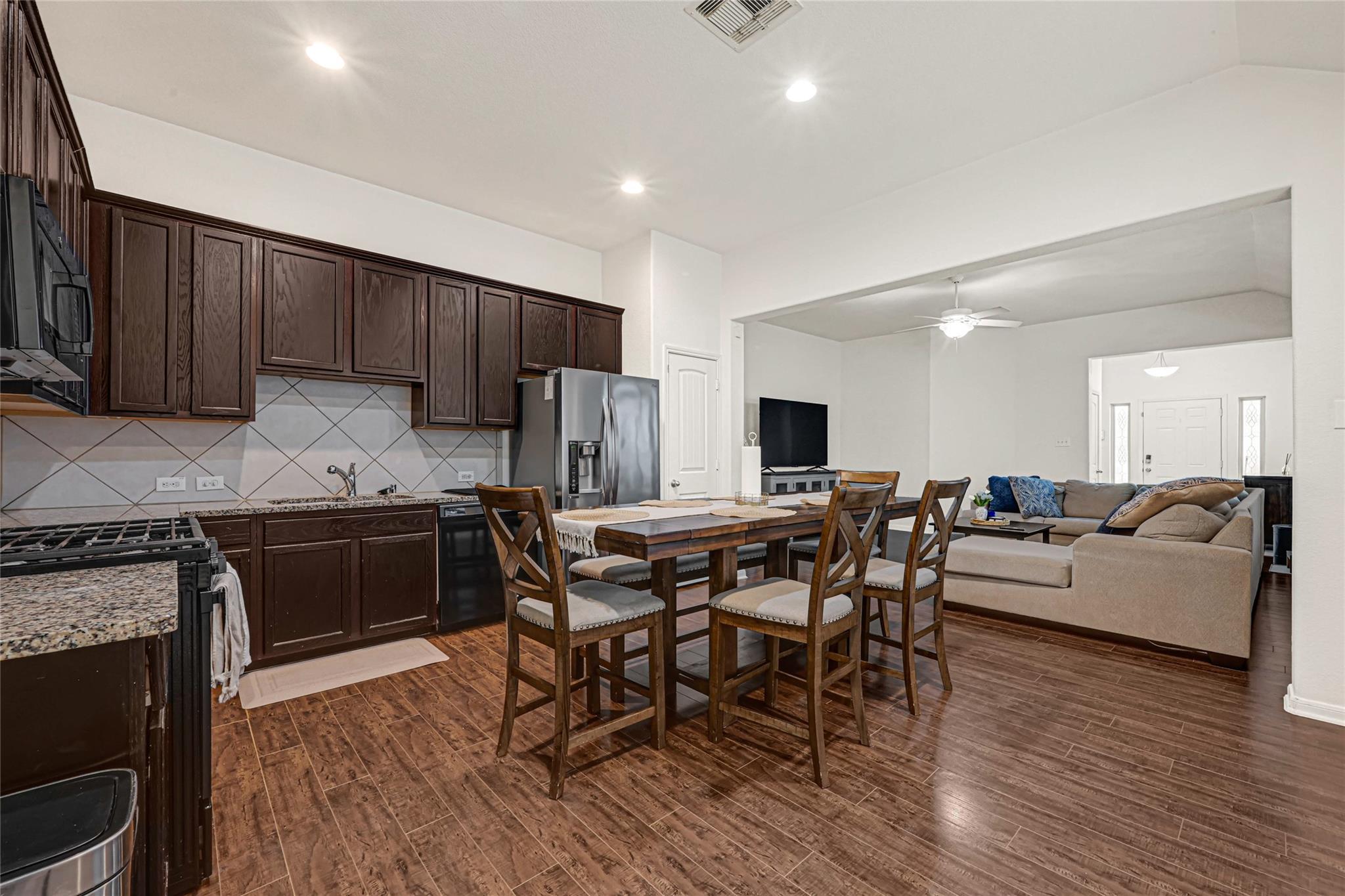 9414 Savannah Holly Drive