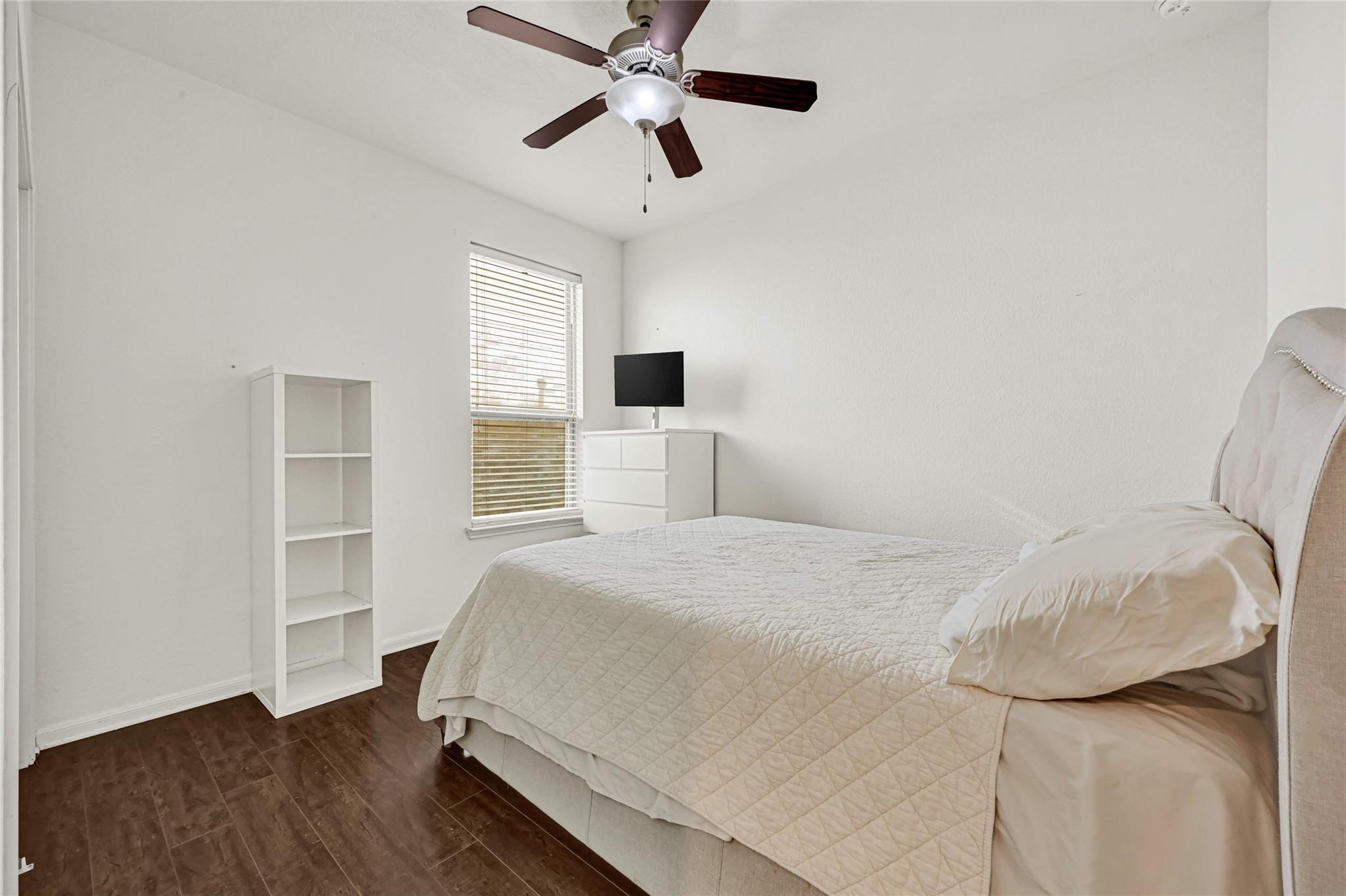9414 Savannah Holly Drive