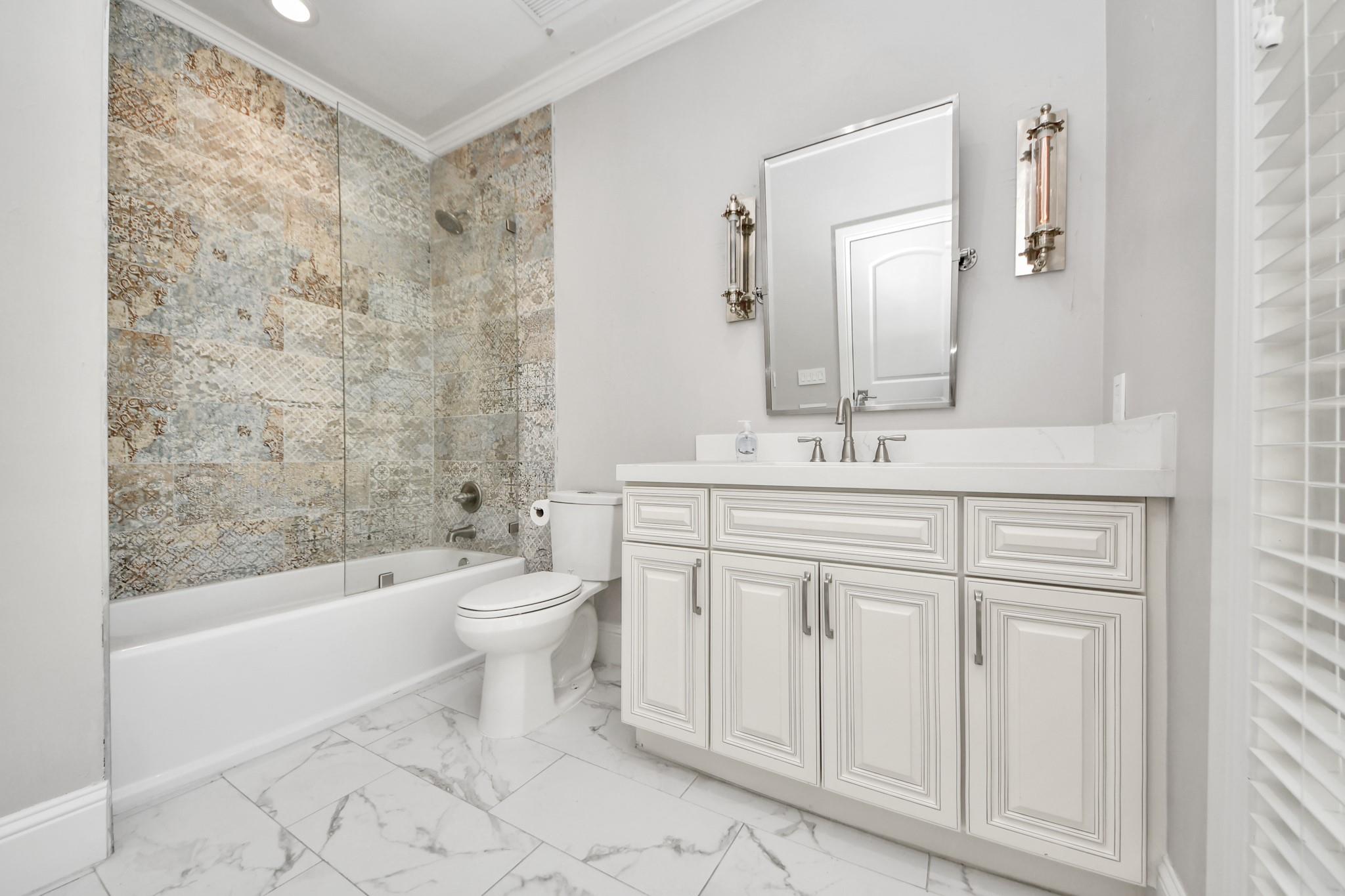 17022 Northgate Forest Drive