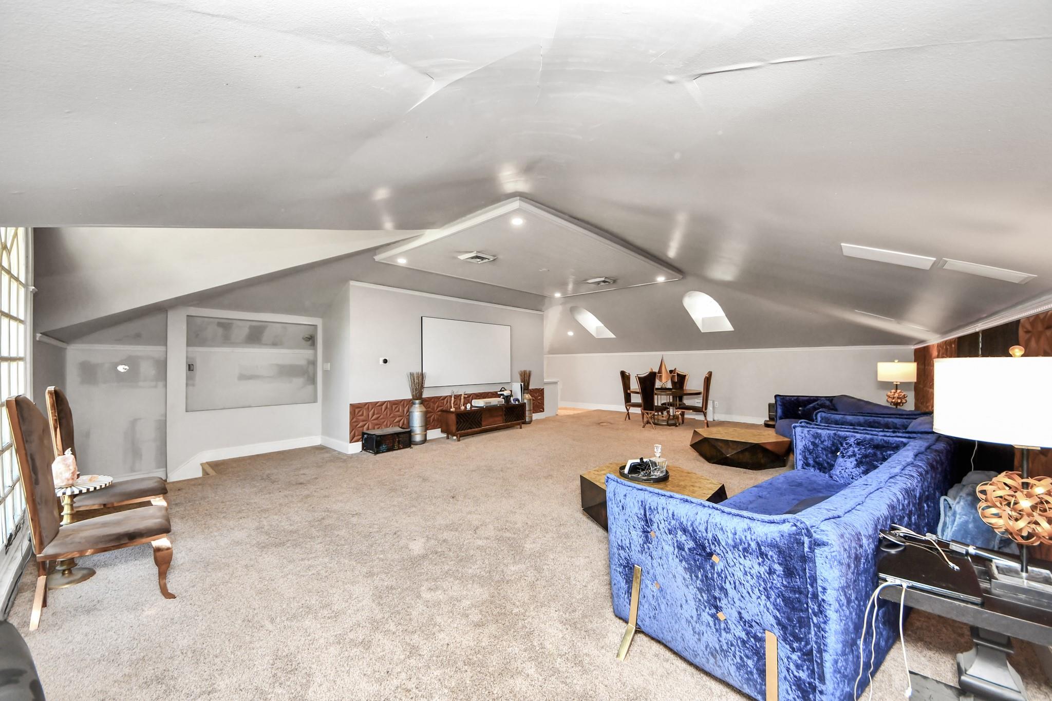 17022 Northgate Forest Drive