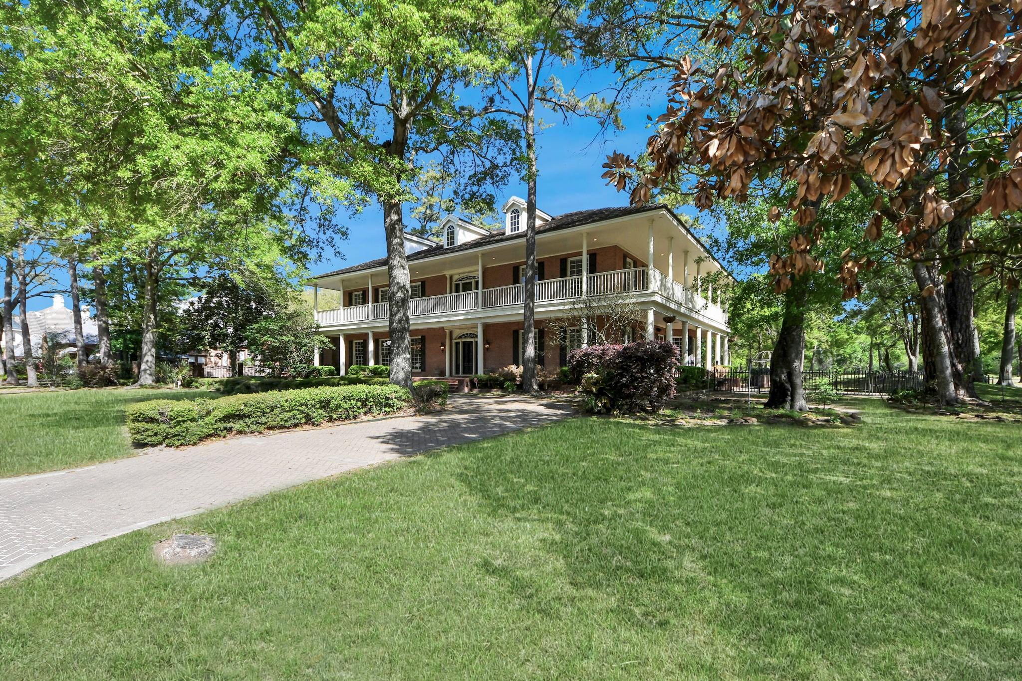 17022 Northgate Forest Drive