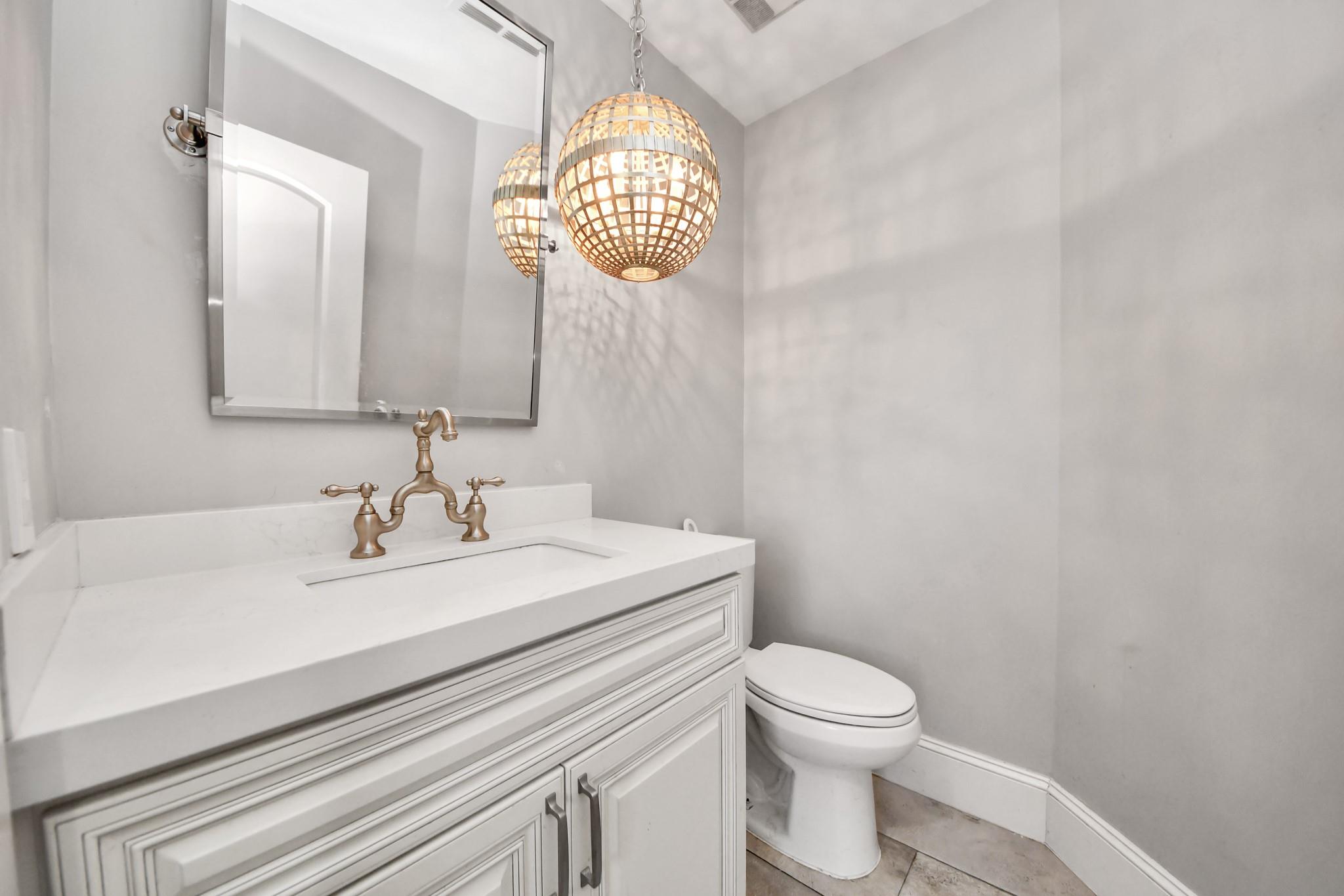 17022 Northgate Forest Drive