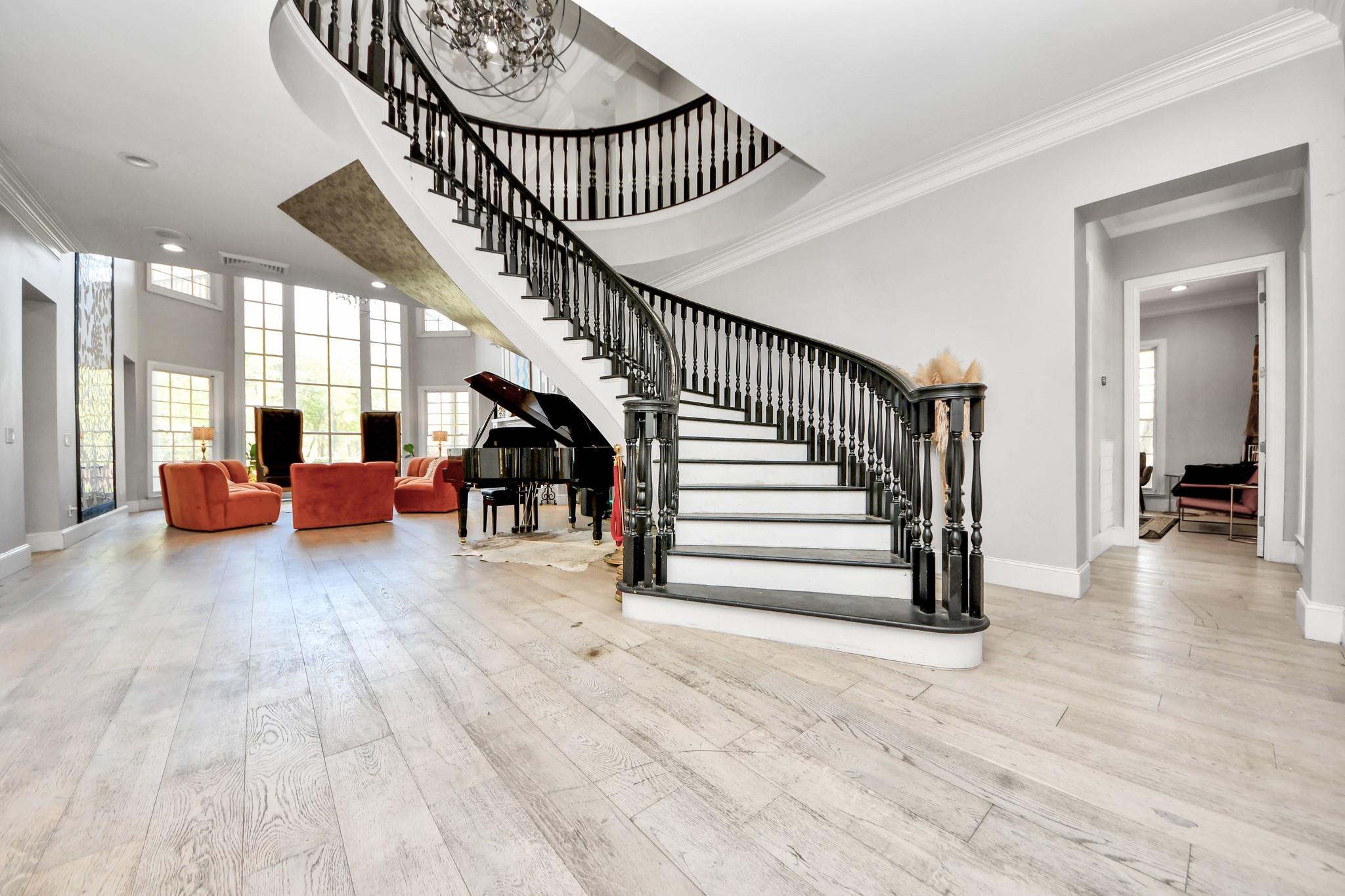 17022 Northgate Forest Drive