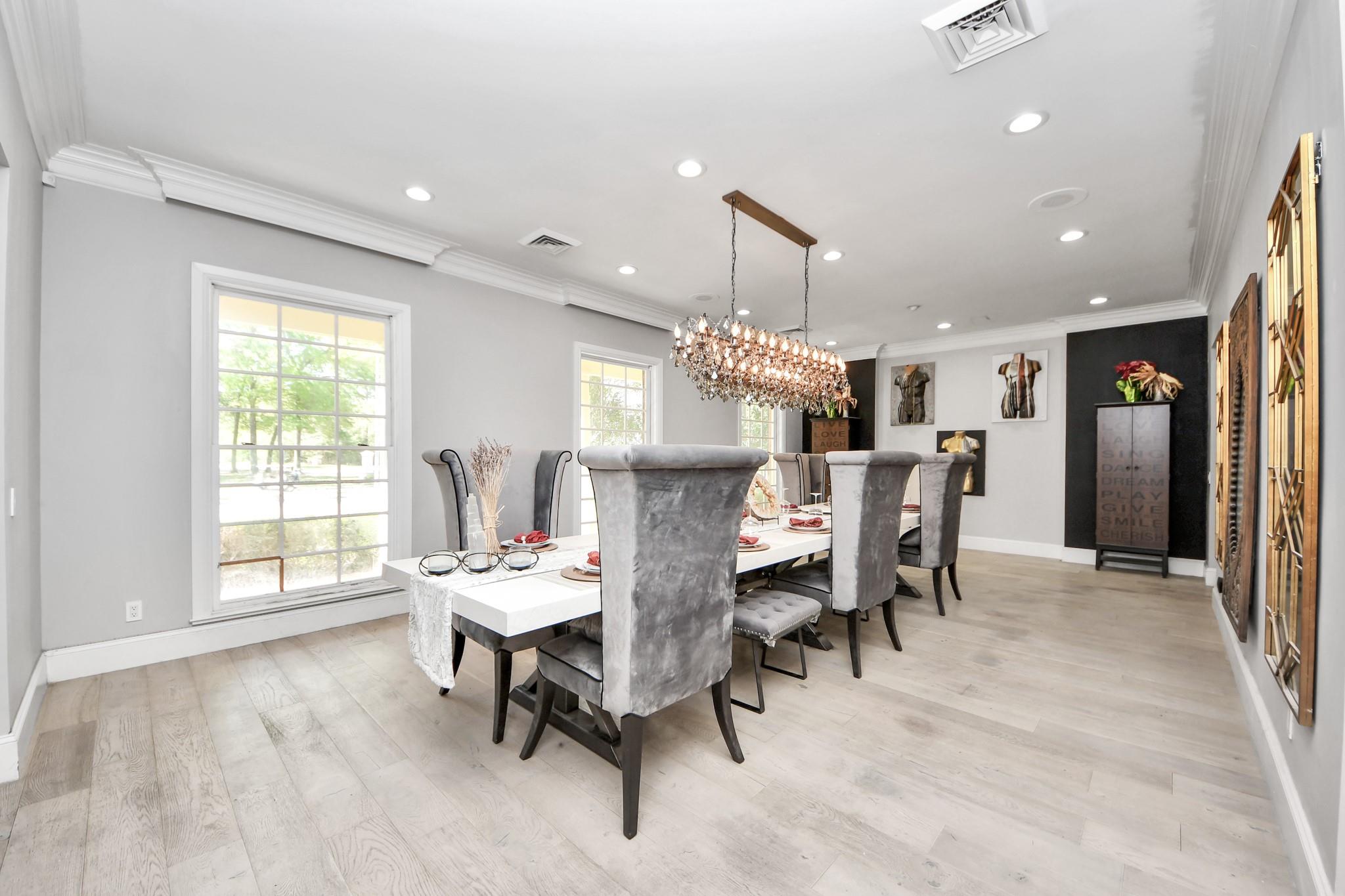 17022 Northgate Forest Drive