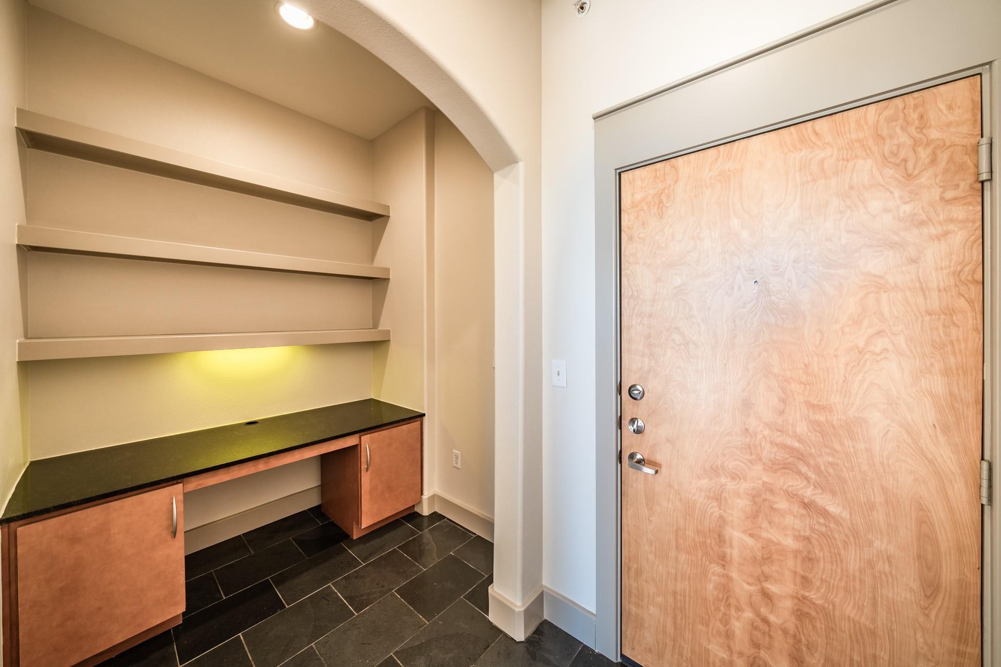 1901 Post Oak Boulevard # 4105