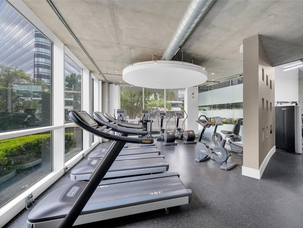 1901 Post Oak Boulevard # 4105