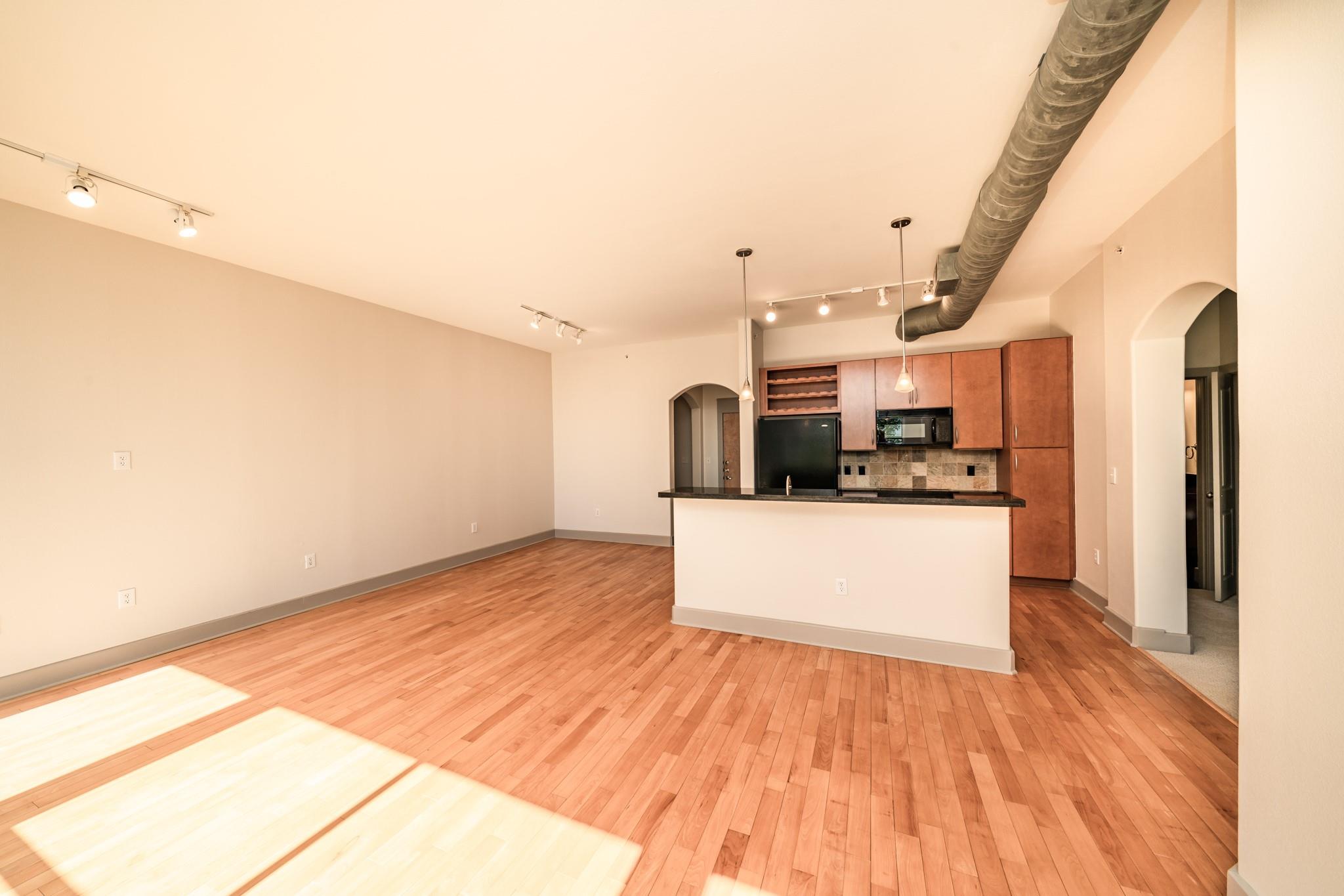 1901 Post Oak Boulevard # 4105