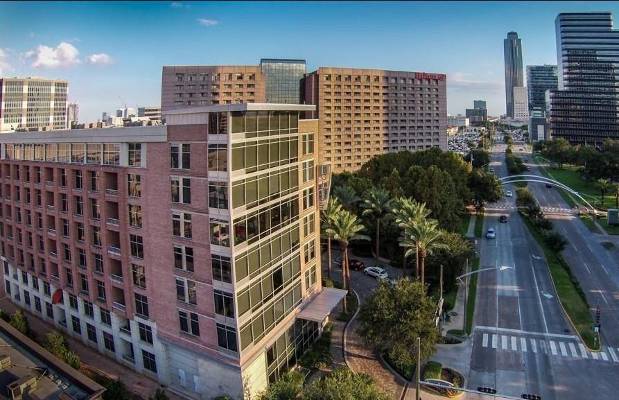 1901 Post Oak Boulevard # 4105