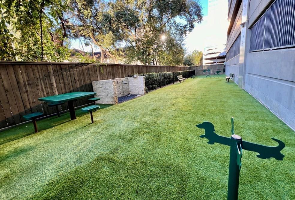 1901 Post Oak Boulevard # 4105