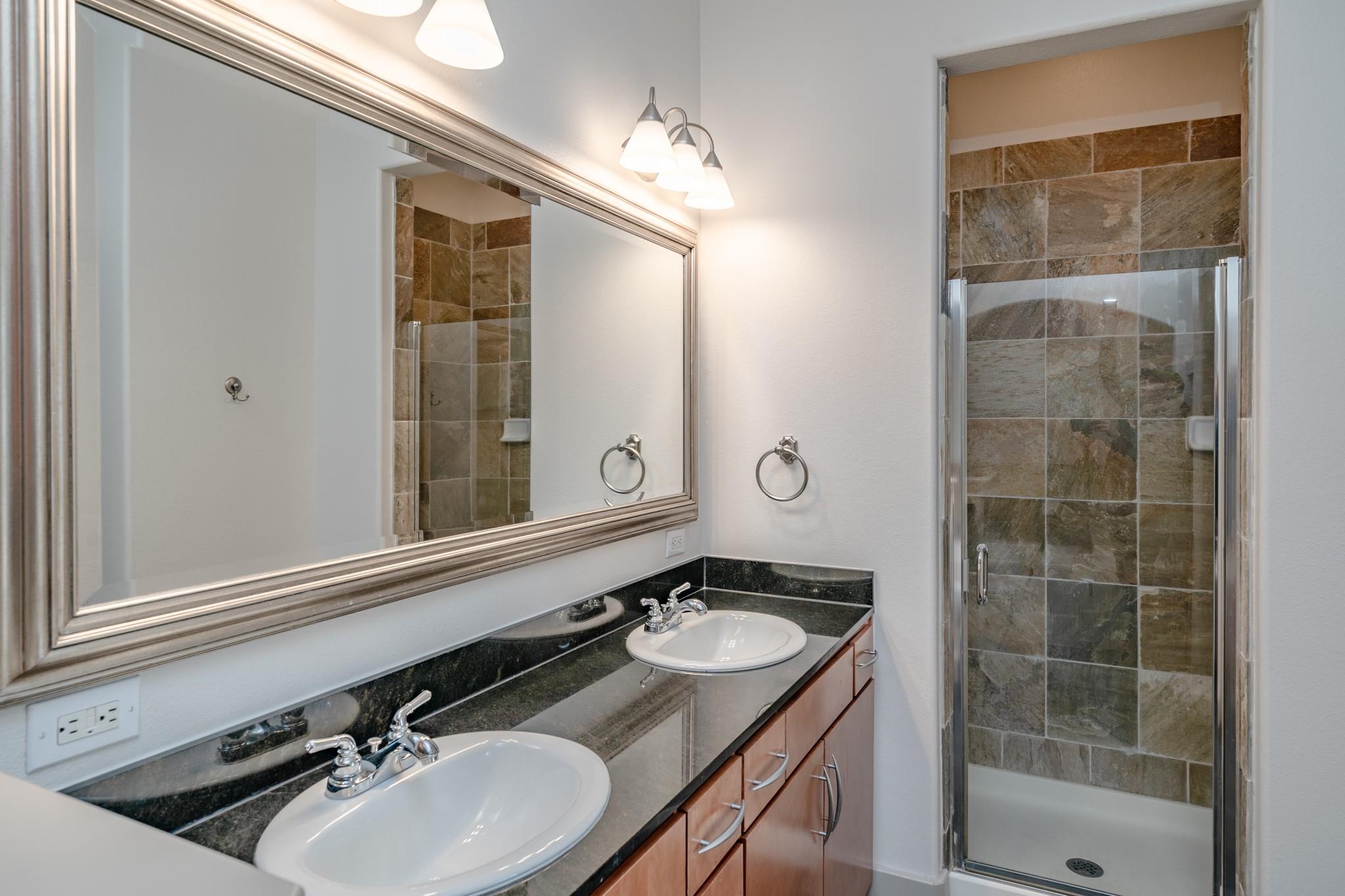 1901 Post Oak Boulevard # 4105