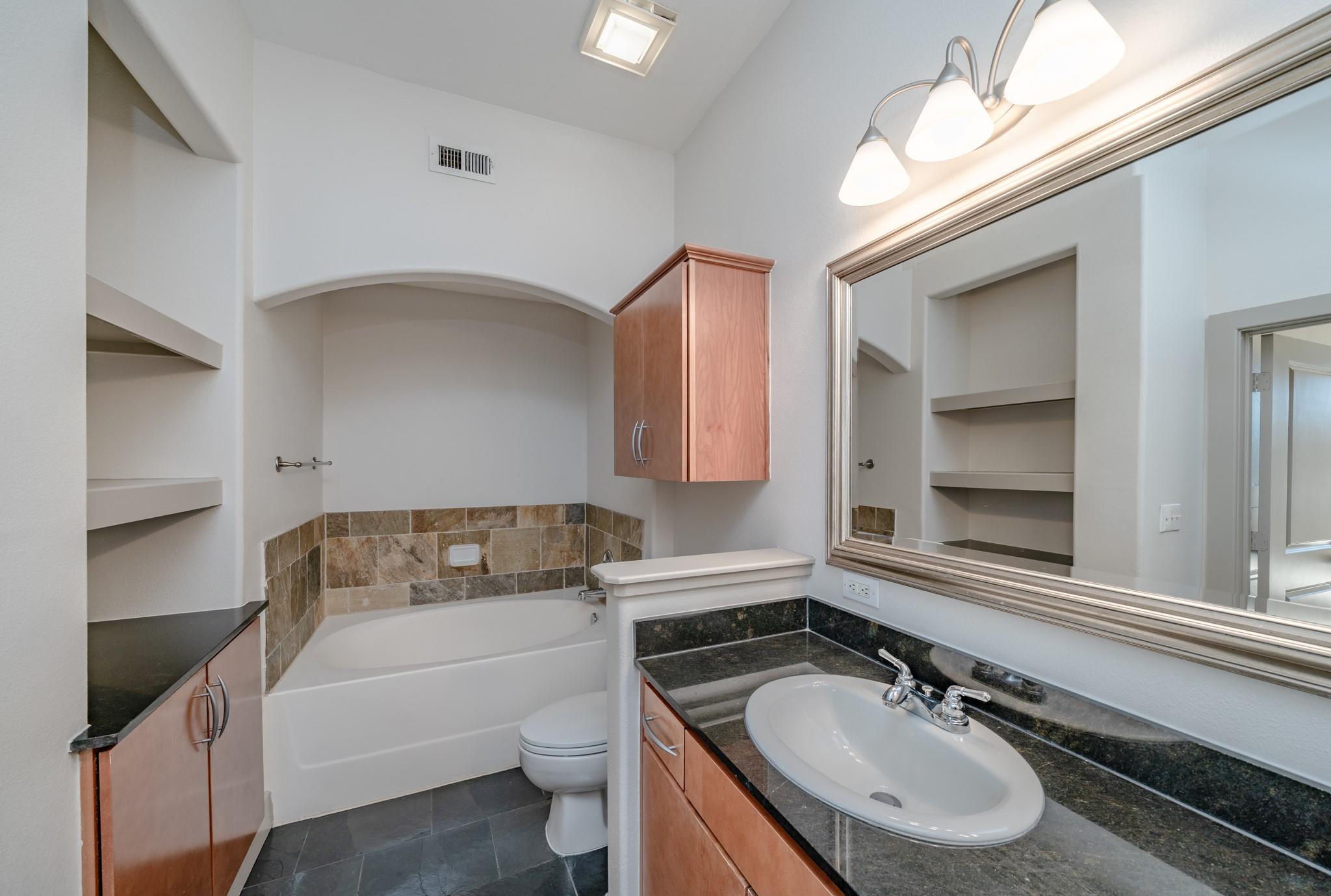 1901 Post Oak Boulevard # 4105