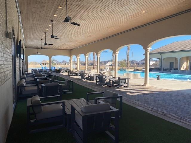 19322 Wild Sabino Way