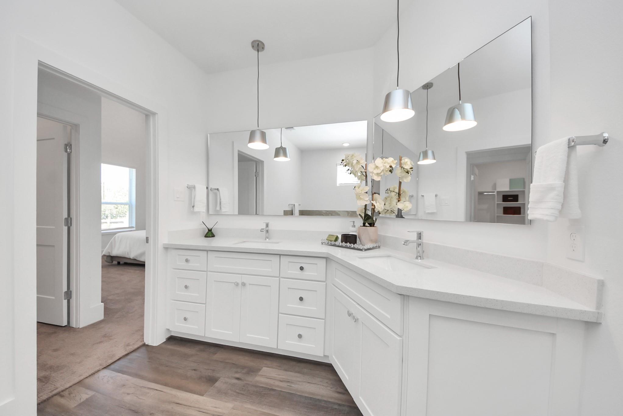 7504 Carver Road # D