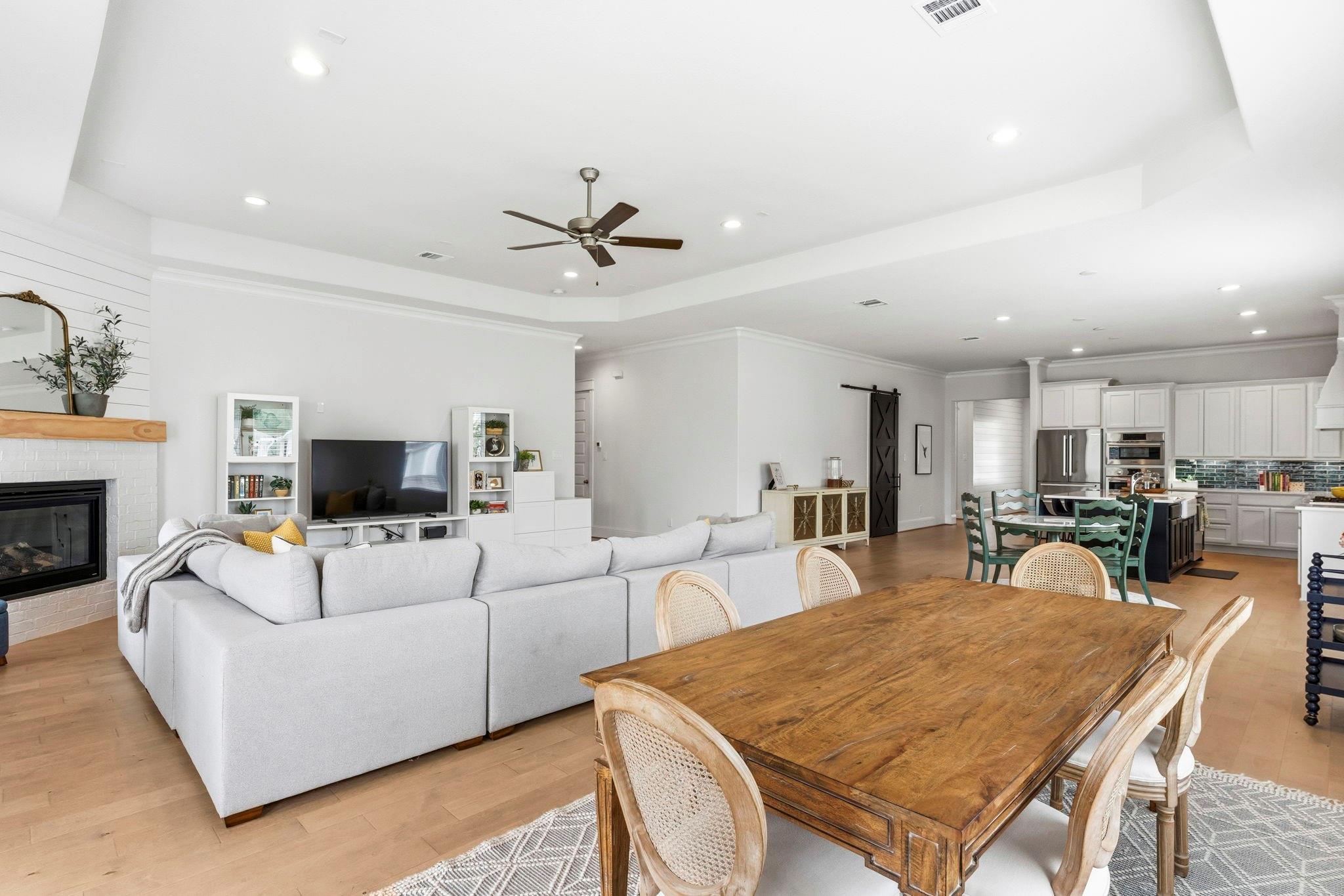 2368 Goldenglade Drive