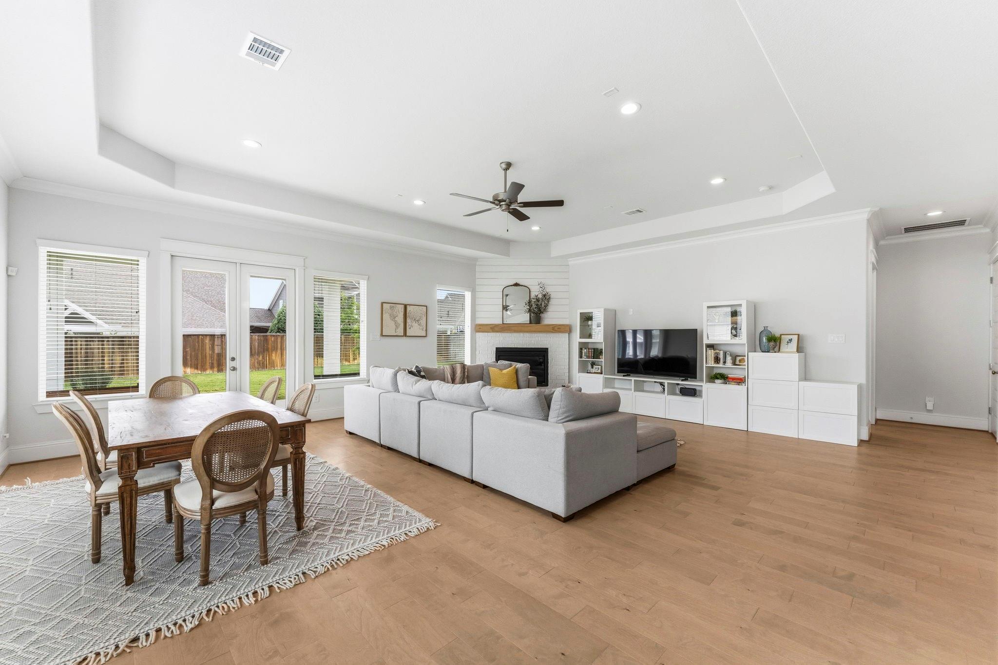 2368 Goldenglade Drive