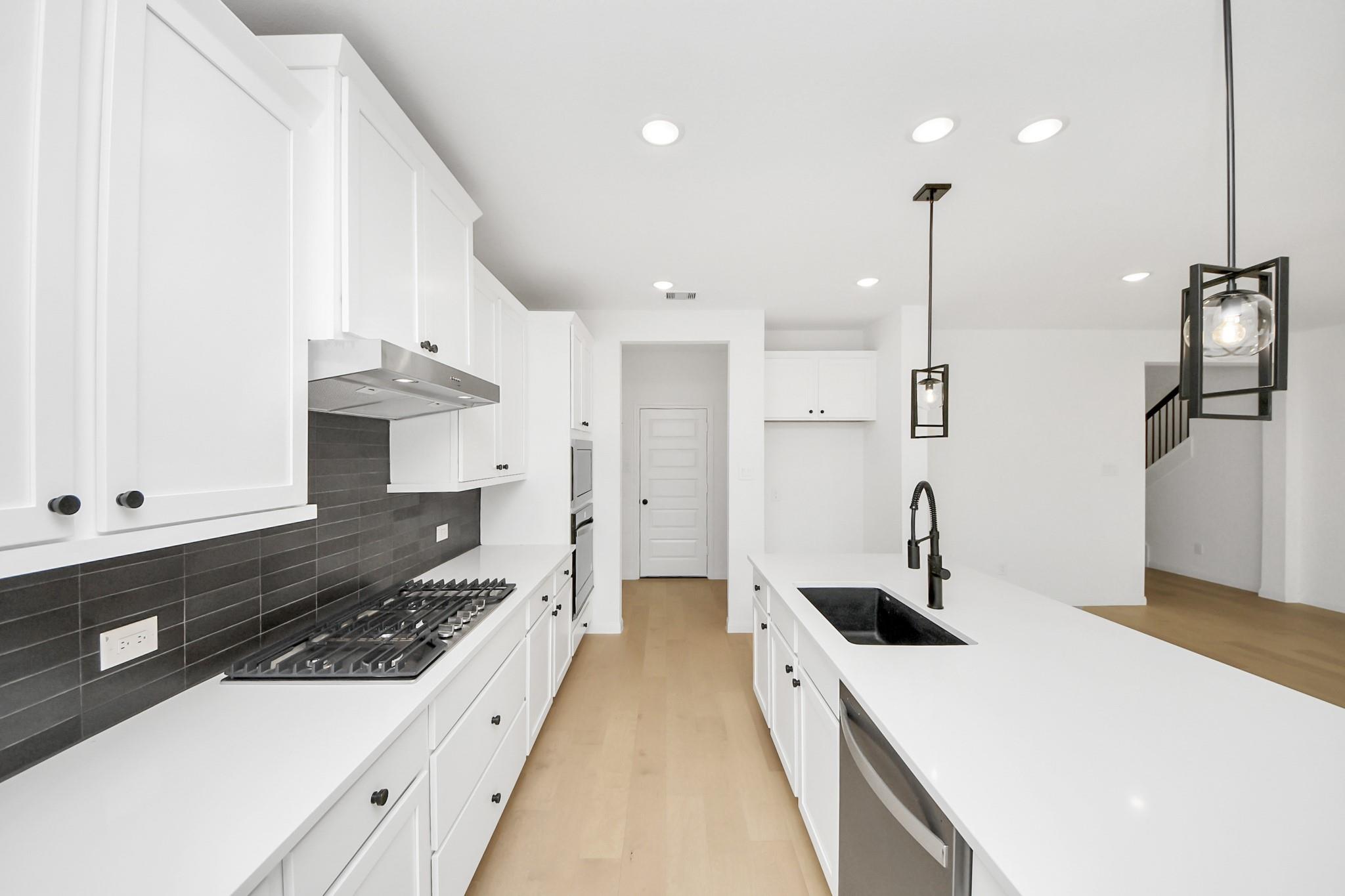 7715 Clover Gully Lane