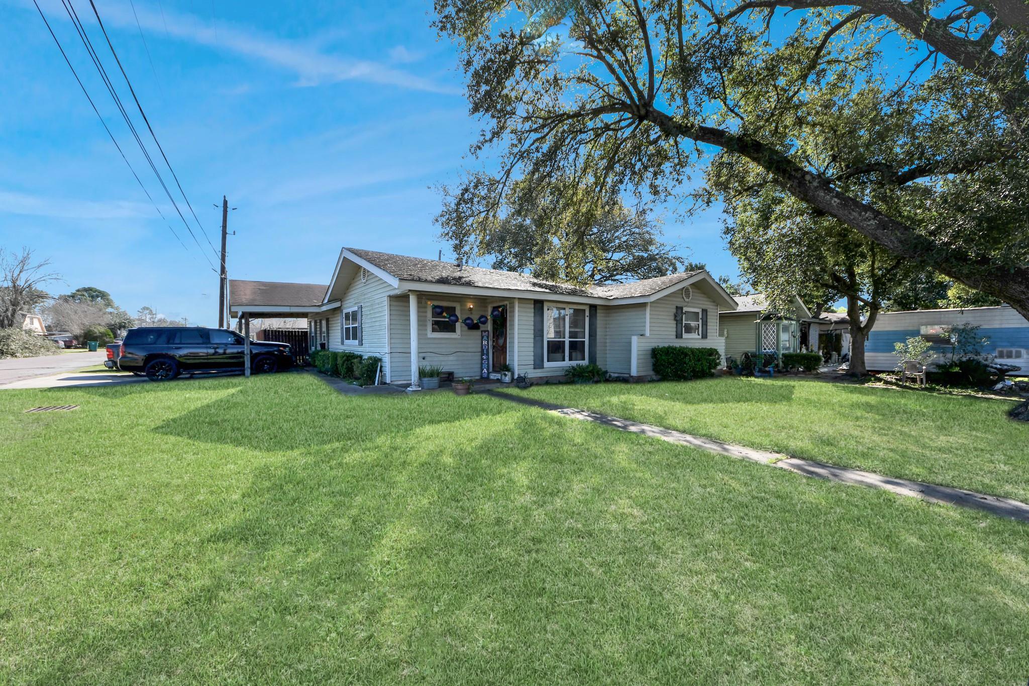415 Halkies Road