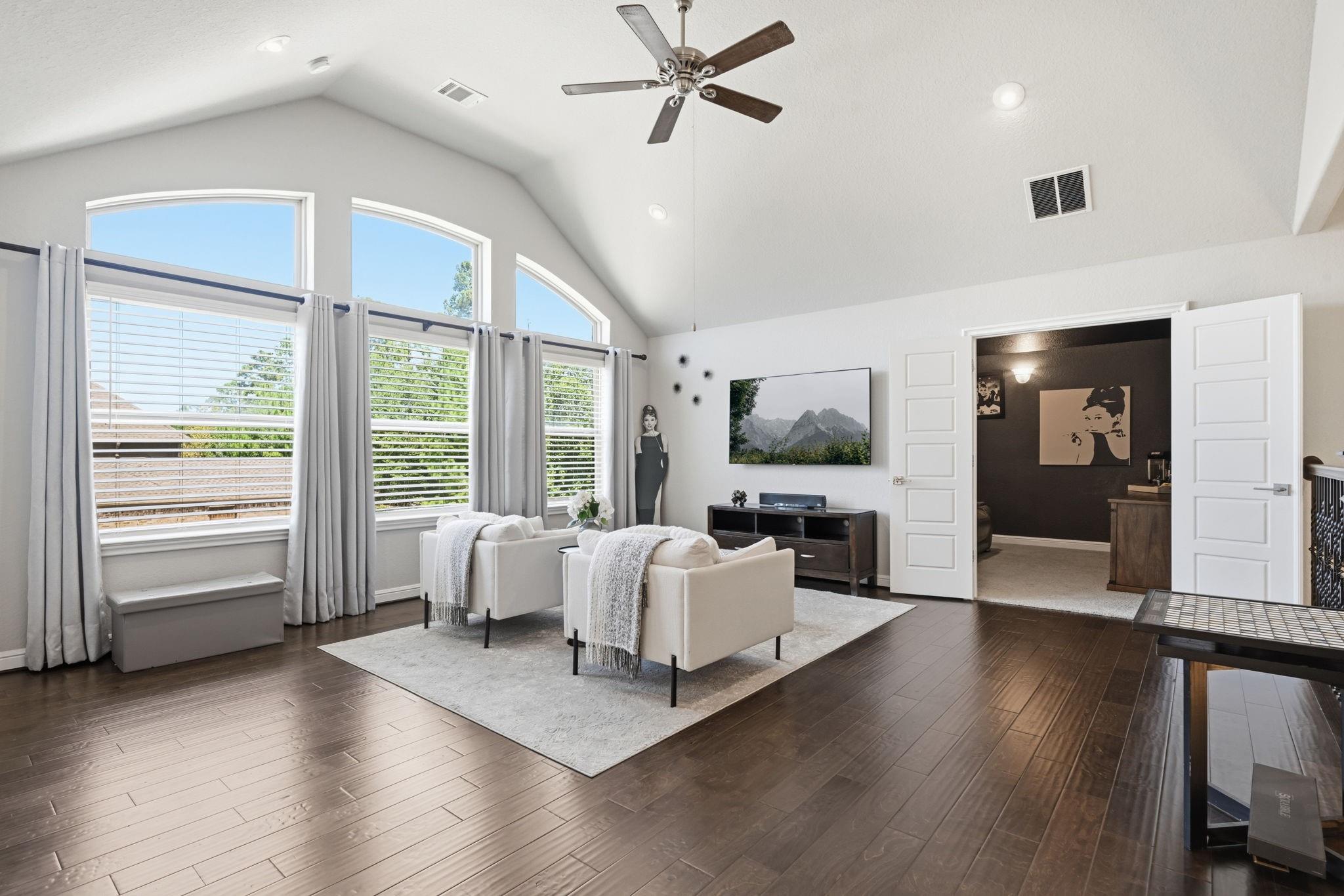 4043 Woodland Meadow Drive