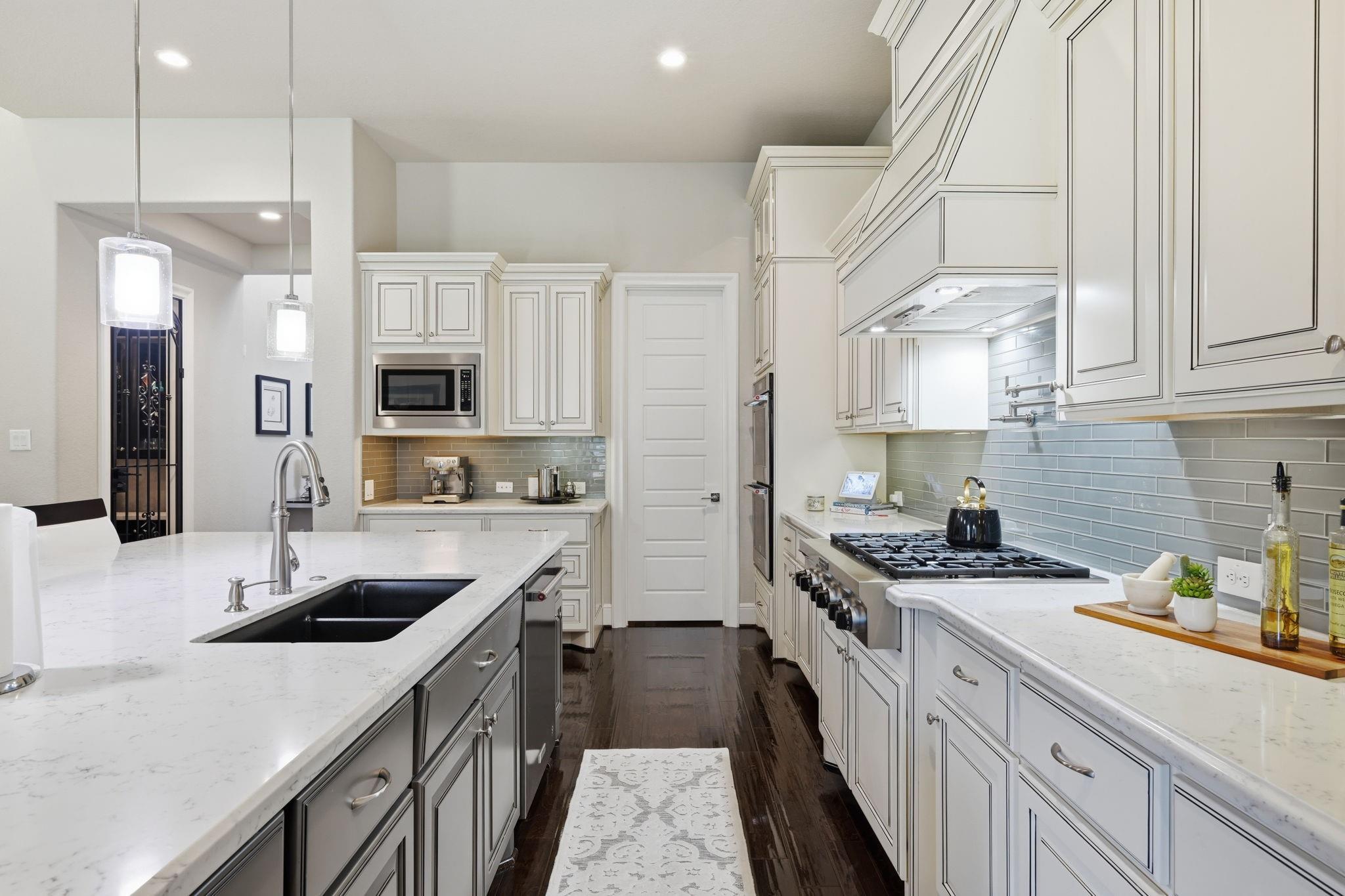 4043 Woodland Meadow Drive