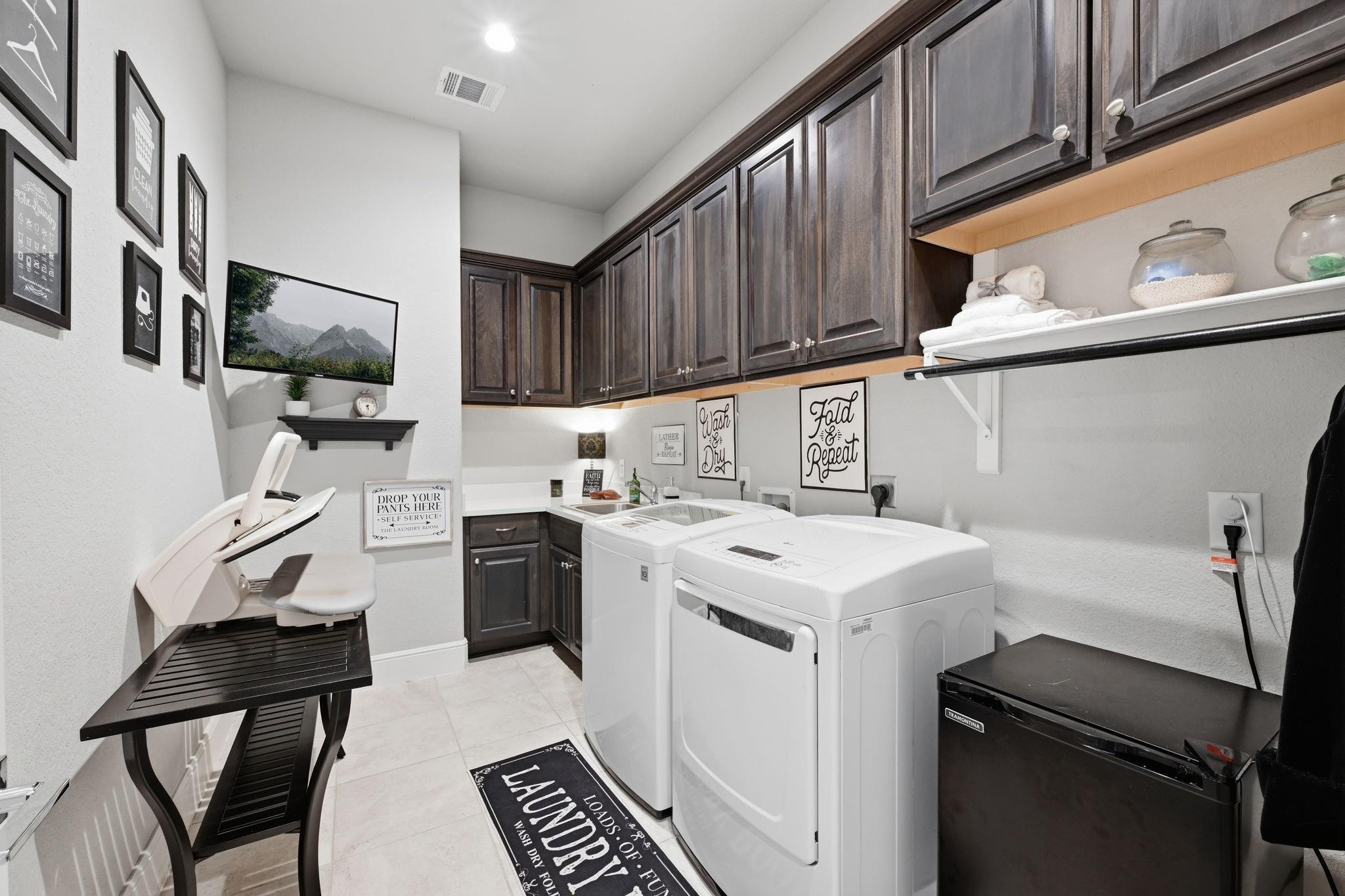 4043 Woodland Meadow Drive