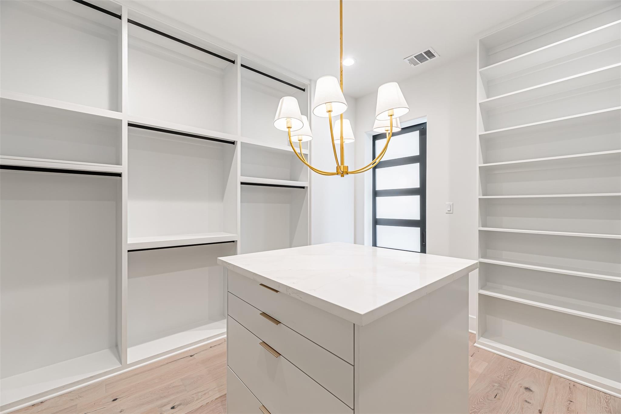 829 Alexander Street