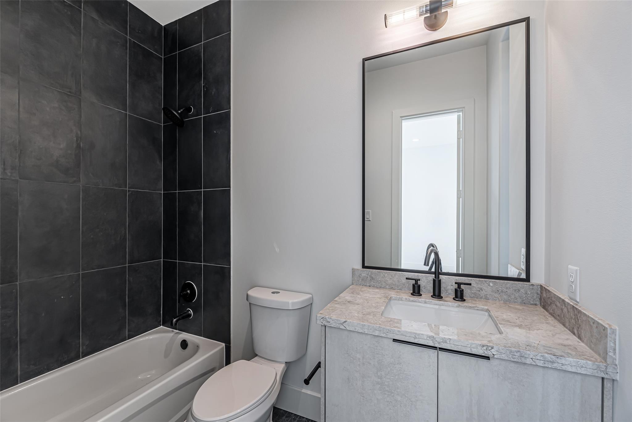 829 Alexander Street