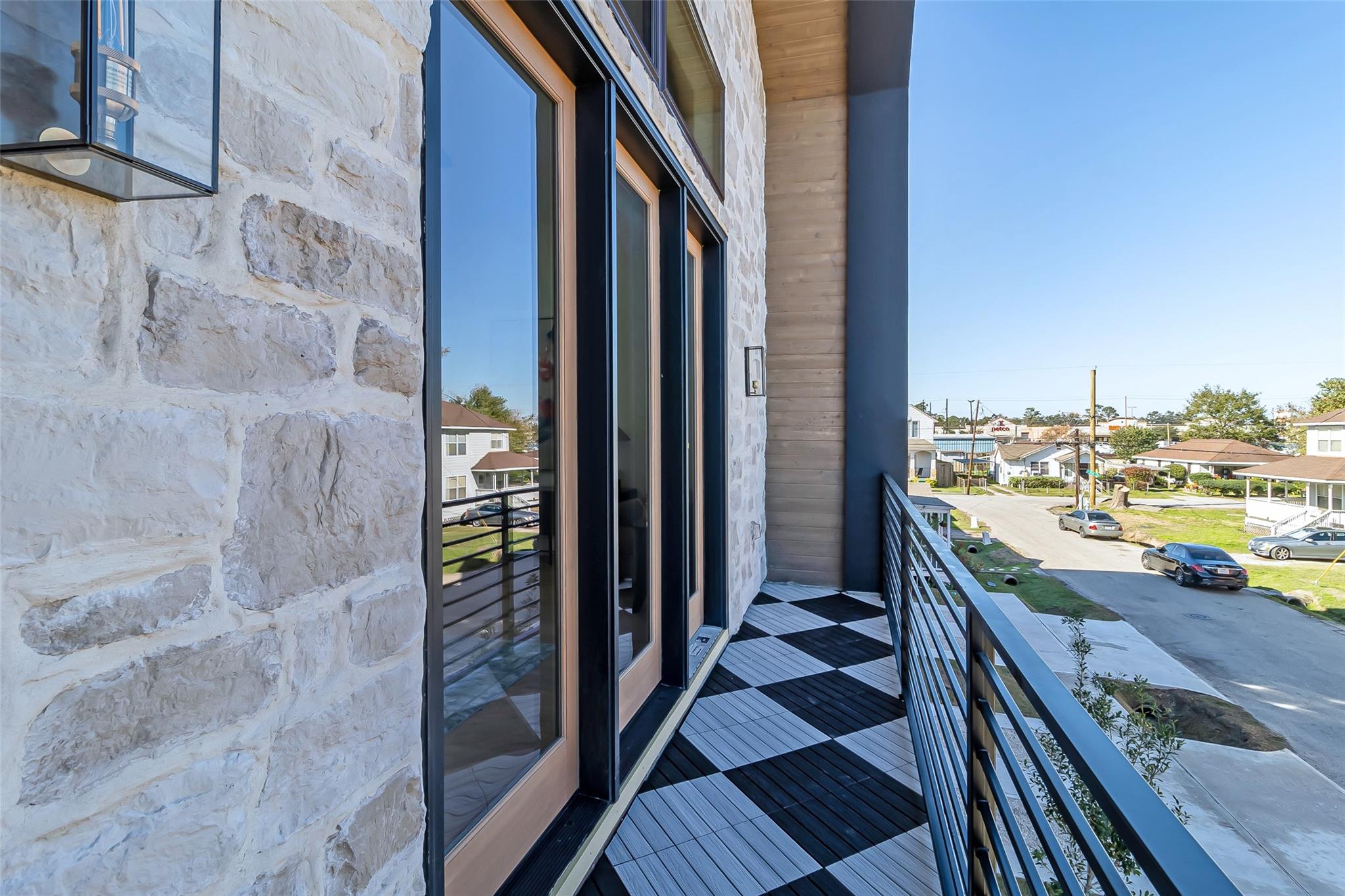 829 Alexander Street