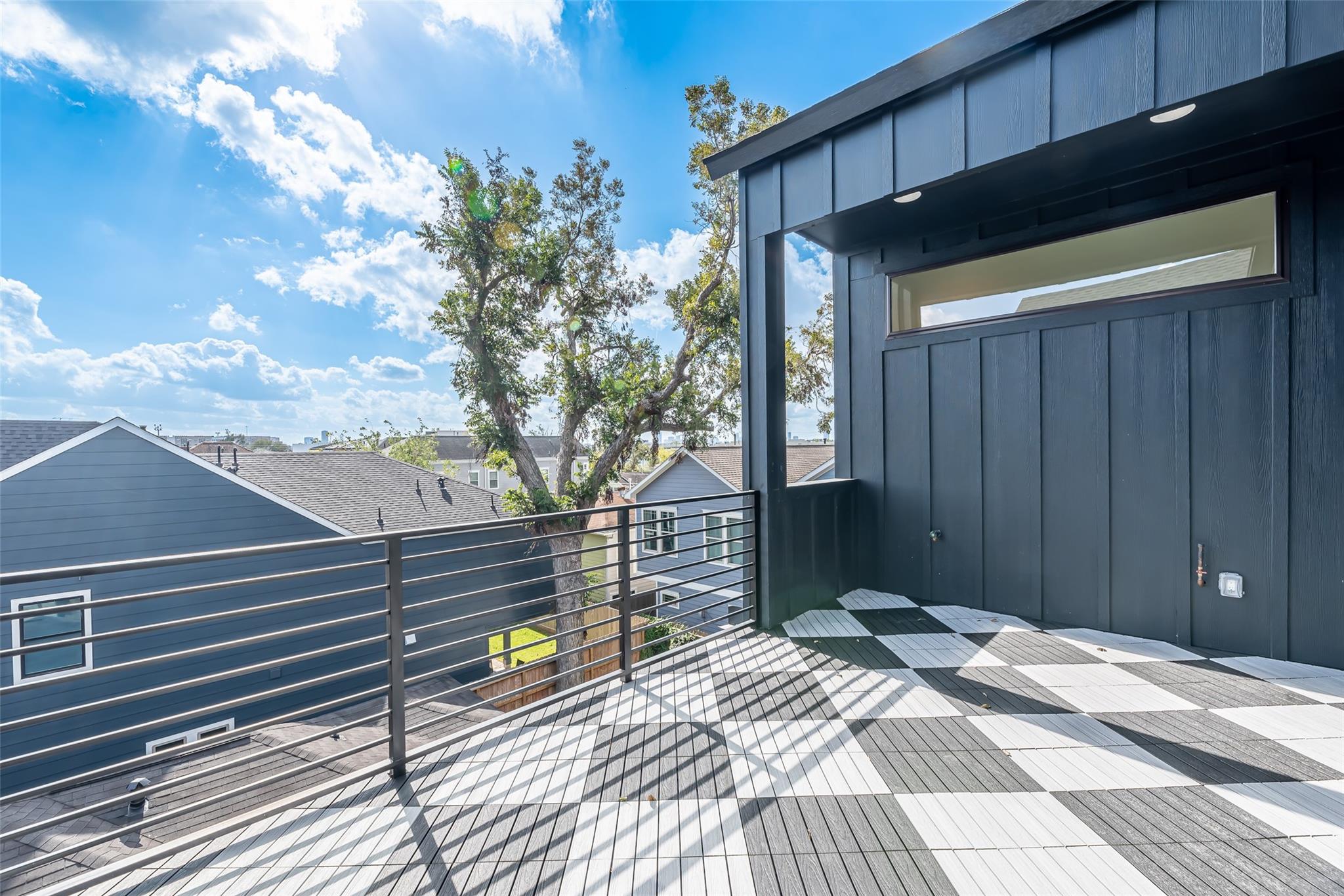 829 Alexander Street