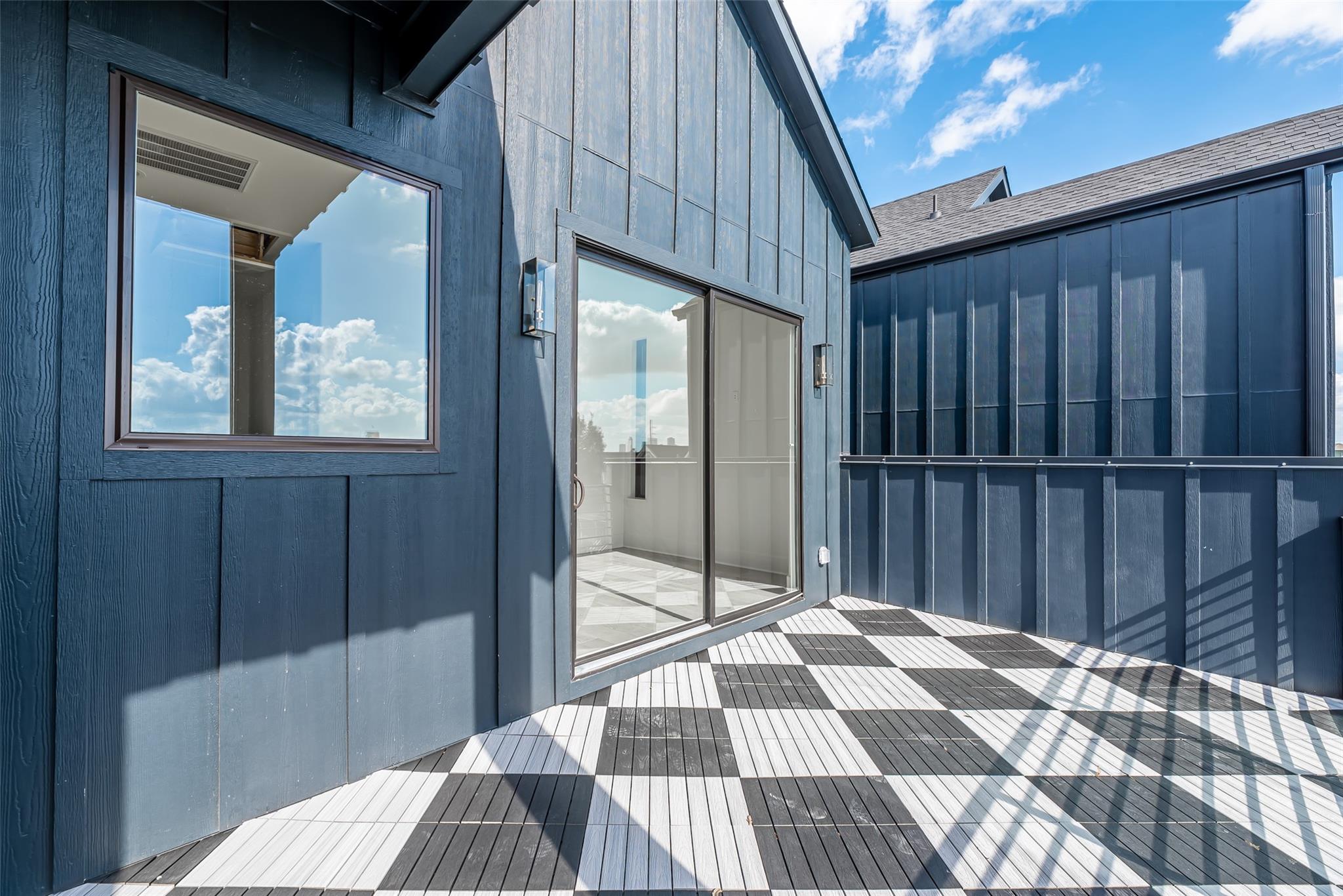 829 Alexander Street