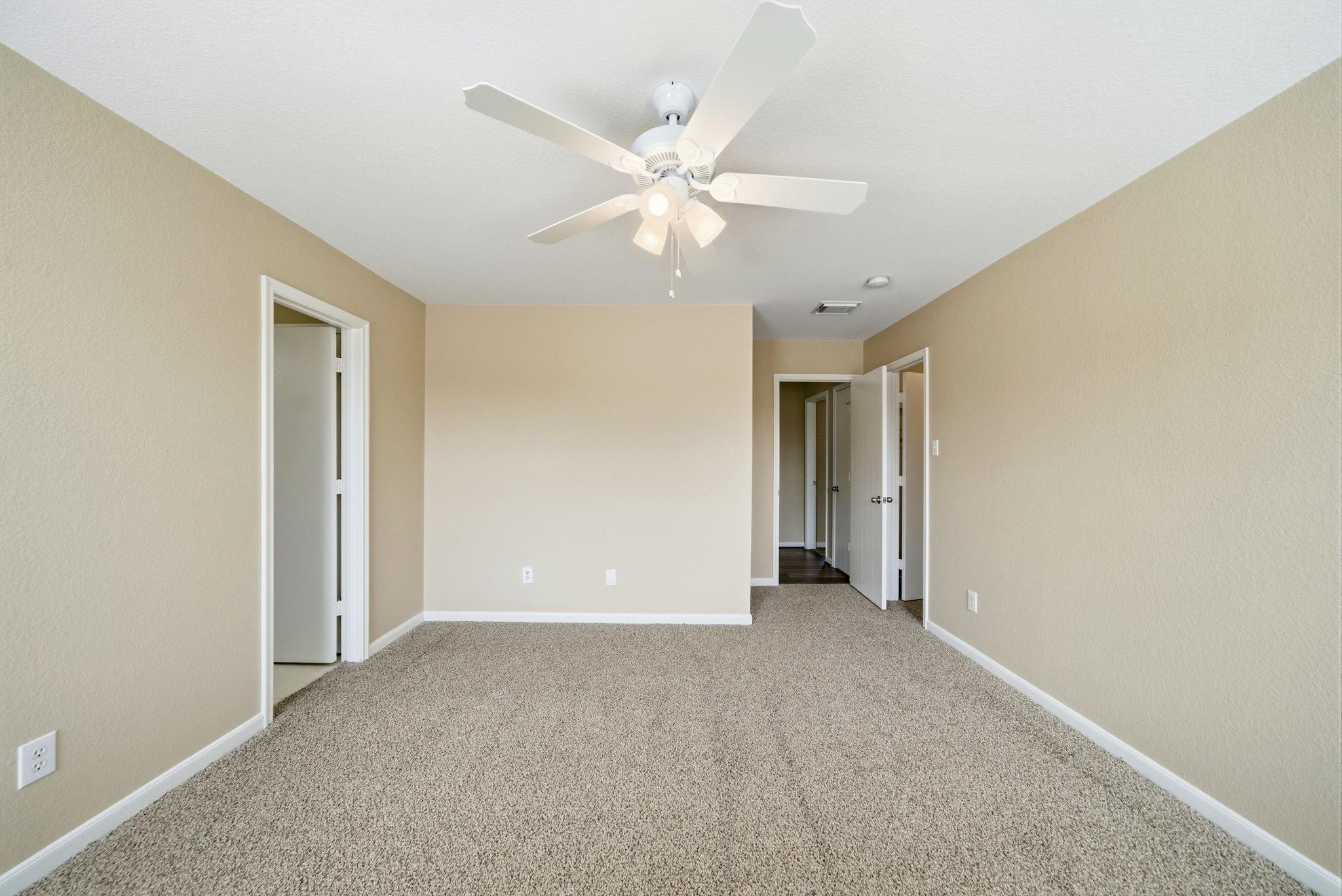 10038 Victoria Chase Lane