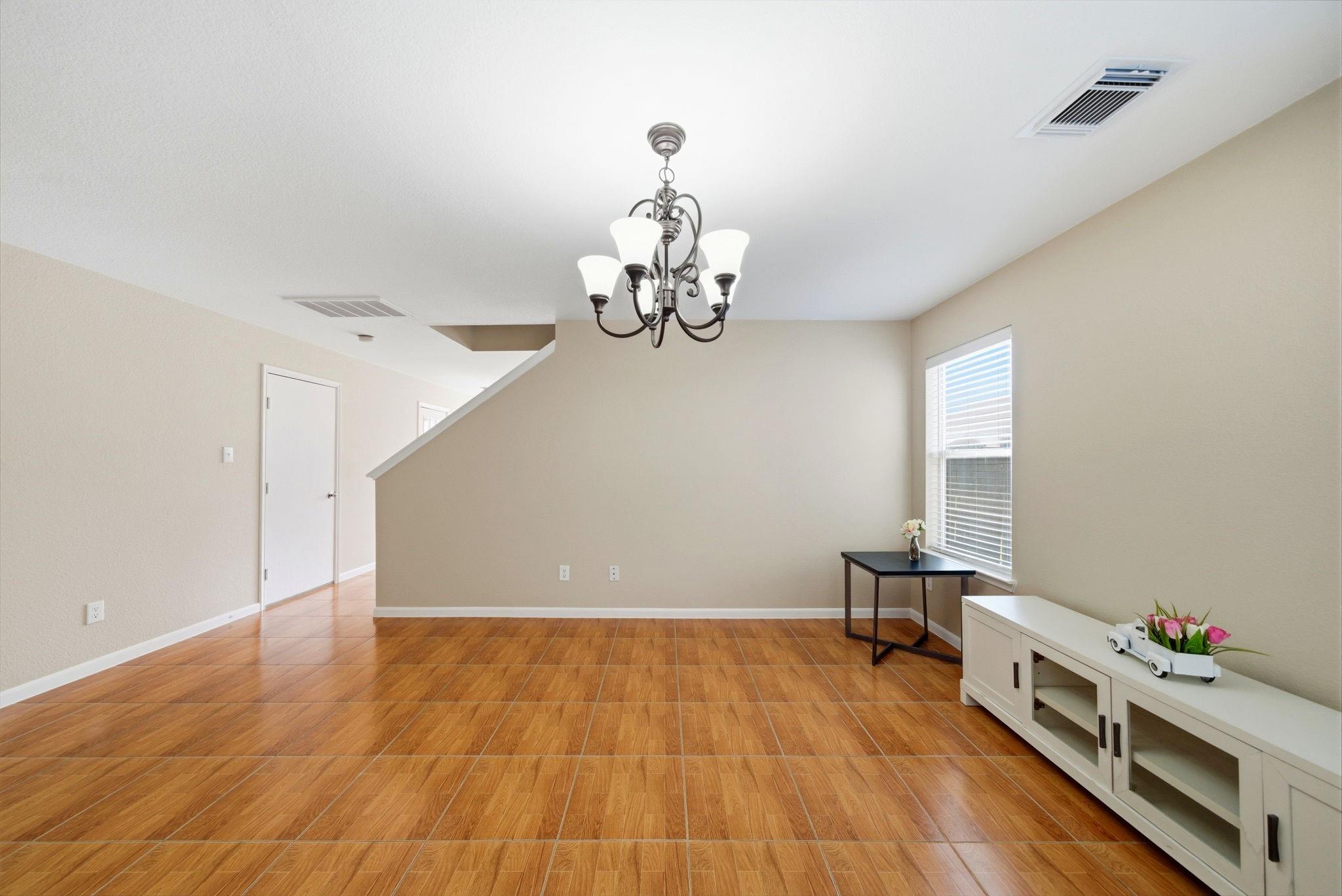 10038 Victoria Chase Lane