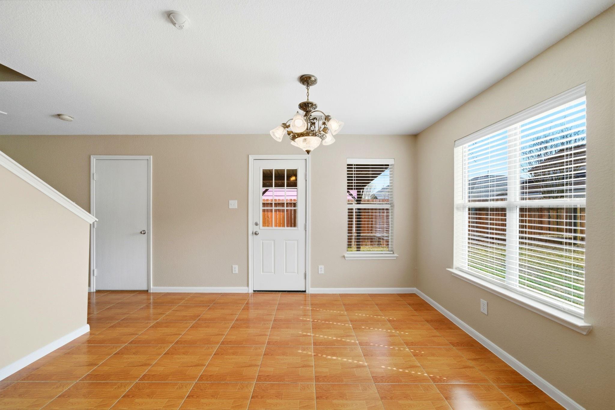 10038 Victoria Chase Lane