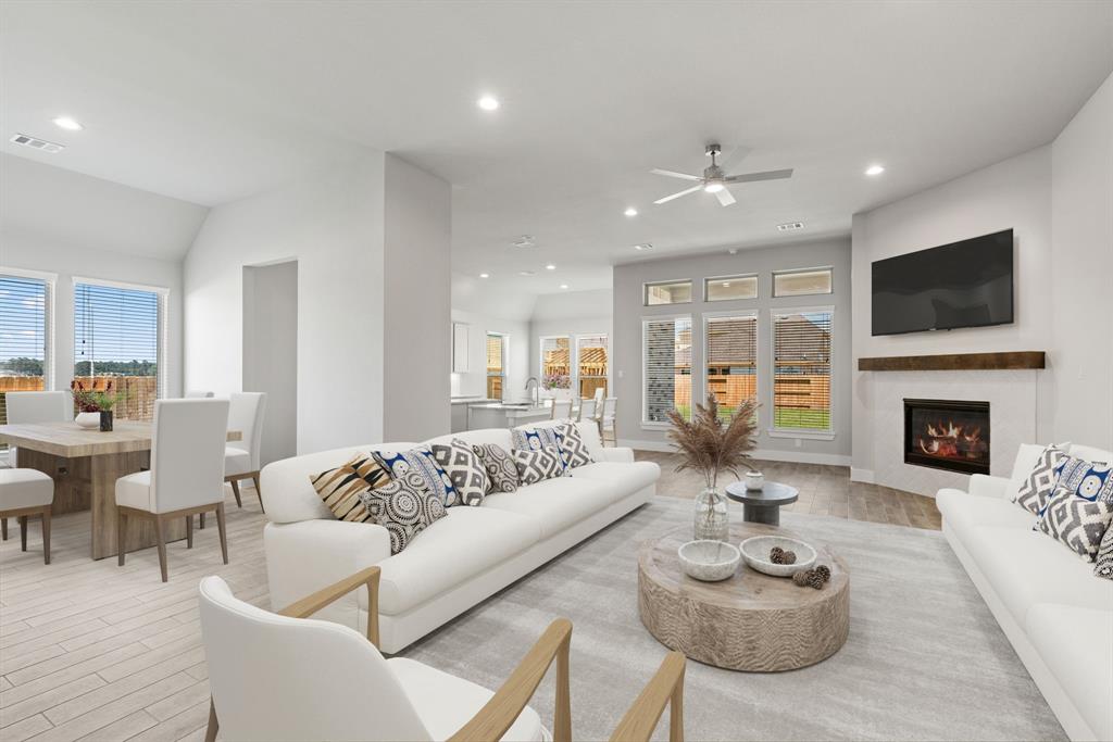 19615 Isola Breeze Drive