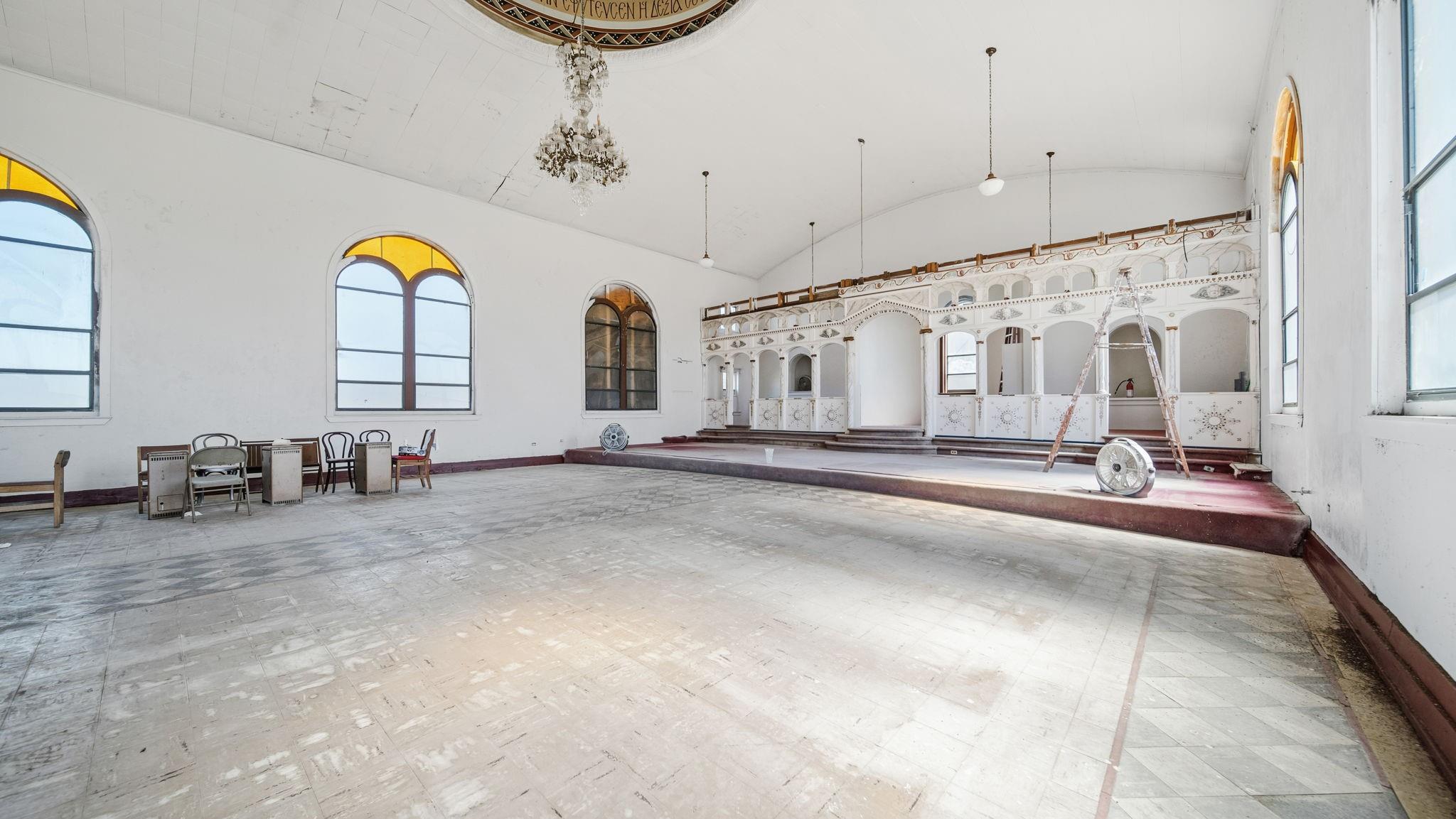 3146 Thomas Boulevard