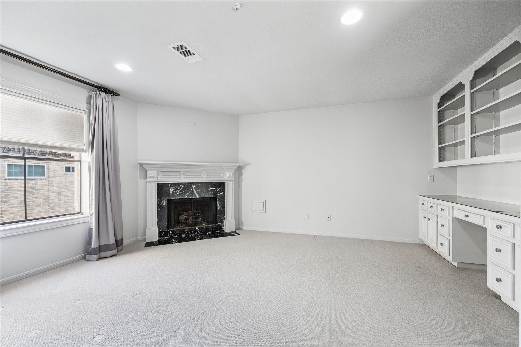 1815 Potomac Drive # C